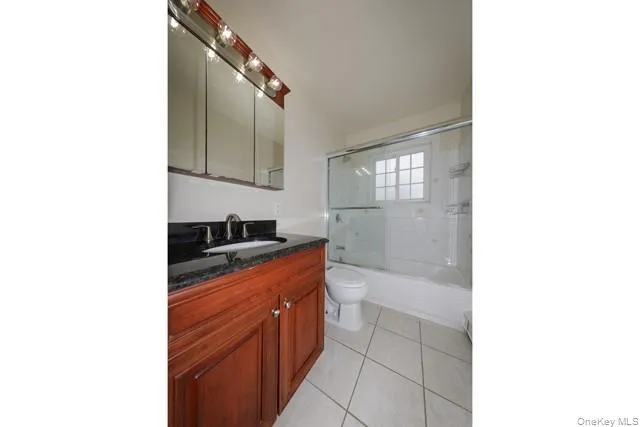 60 Johnson Avenue, Islip, NY, 1 Bedroom Bedrooms, 4 Rooms Rooms,1 BathroomBathrooms,Residential Lease,For Rent,Johnson,0,KEY1018389 60 Johnson Avenue, Islip, NY, 1 Bedroom Bedrooms, 4 Rooms Rooms,1 BathroomBathrooms,Residential Lease,For Rent,Johnson,0,KEY1018389