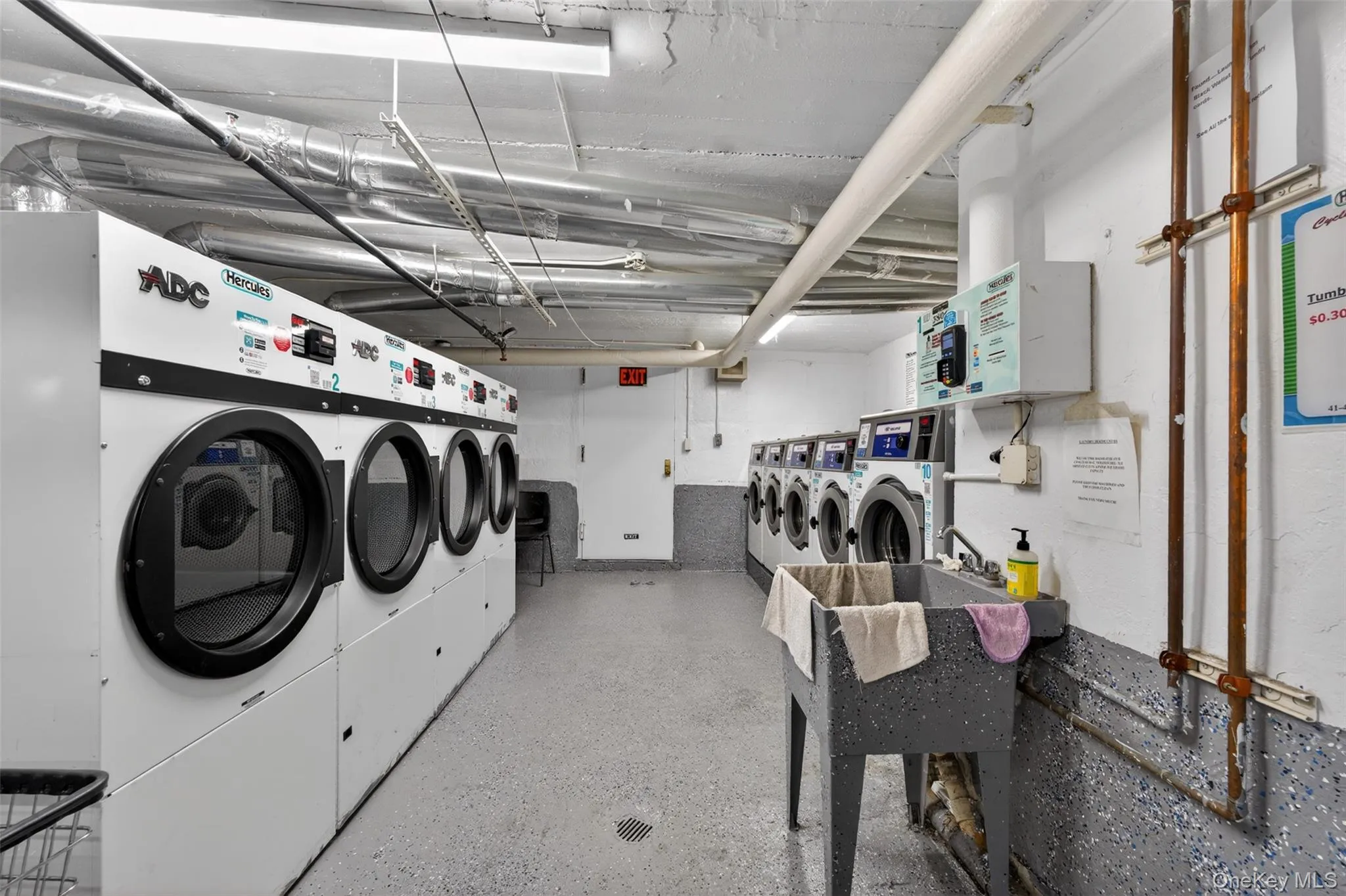 41-41 41st Street, New York, NY, 1 Bedroom Bedrooms, 3 Rooms Rooms,1 BathroomBathrooms,Residential,For Rent,41st,0,KEY1018391 41-41 41st Street, New York, NY, 1 Bedroom Bedrooms, 3 Rooms Rooms,1 BathroomBathrooms,Residential,For Rent,41st,0,KEY1018391