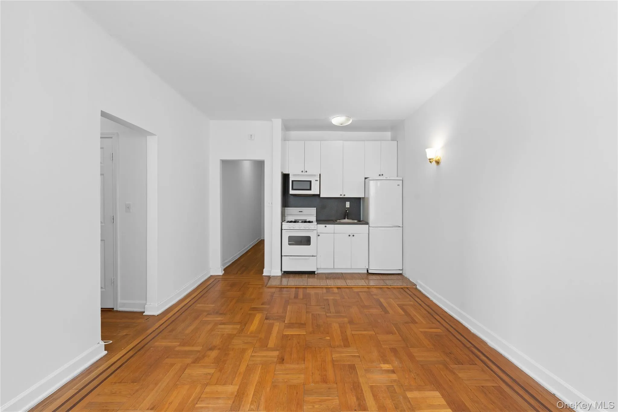 41-41 41st Street, New York, NY, 1 Bedroom Bedrooms, 3 Rooms Rooms,1 BathroomBathrooms,Residential,For Rent,41st,0,1018391 41-41 41st Street, New York, NY, 1 Bedroom Bedrooms, 3 Rooms Rooms,1 BathroomBathrooms,Residential,For Rent,41st,0,1018391