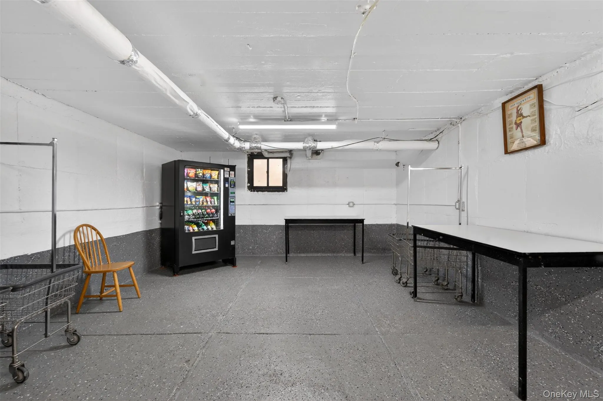 41-41 41st Street, New York, NY, 1 Bedroom Bedrooms, 3 Rooms Rooms,1 BathroomBathrooms,Residential,For Rent,41st,0,KEY1018391 41-41 41st Street, New York, NY, 1 Bedroom Bedrooms, 3 Rooms Rooms,1 BathroomBathrooms,Residential,For Rent,41st,0,KEY1018391
