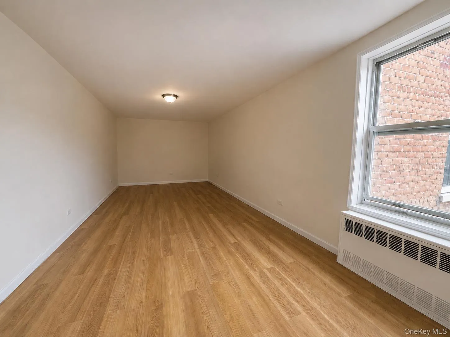 83-36 Beverly Road, New York, NY, 3 Rooms Rooms,1 BathroomBathrooms,Residential,For Rent,Beverly,0,1018393 83-36 Beverly Road, New York, NY, 3 Rooms Rooms,1 BathroomBathrooms,Residential,For Rent,Beverly,0,1018393