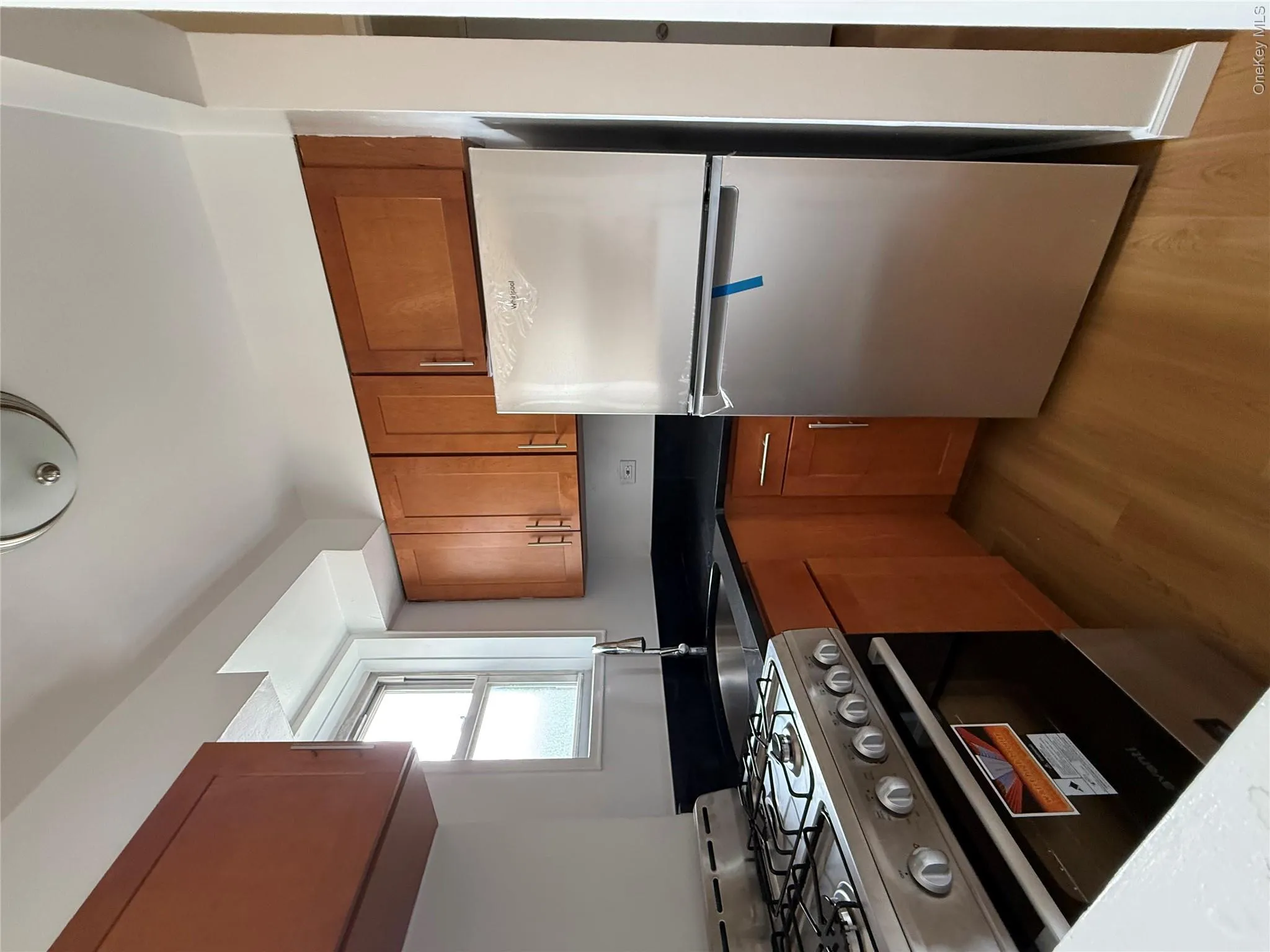 83-36 Beverly Road, New York, NY, 3 Rooms Rooms,1 BathroomBathrooms,Residential,For Rent,Beverly,0,1018393 83-36 Beverly Road, New York, NY, 3 Rooms Rooms,1 BathroomBathrooms,Residential,For Rent,Beverly,0,1018393