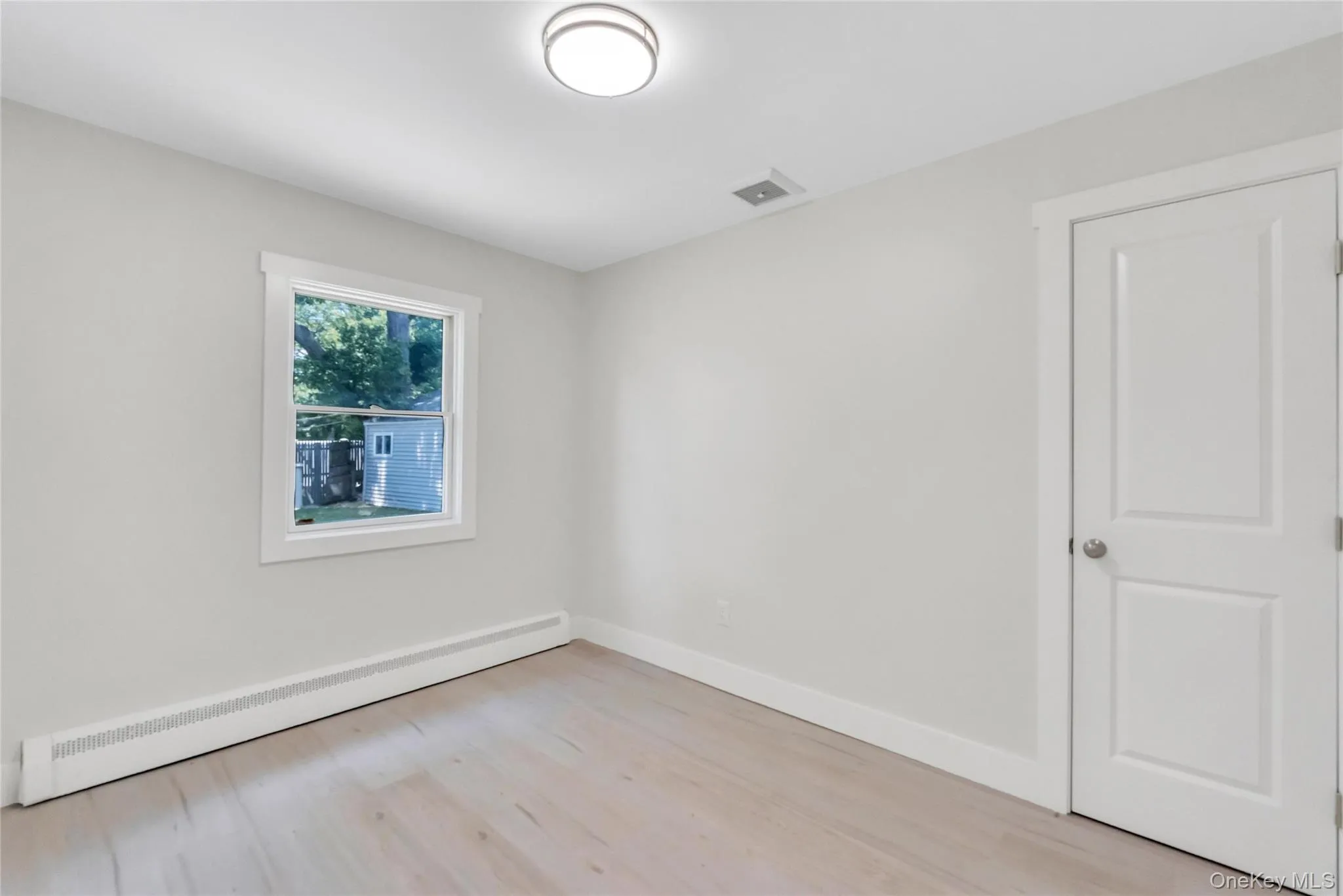 23 Kevin Lane, Oyster Bay, NY, 3 Bedrooms Bedrooms, 5 Rooms Rooms,2 BathroomsBathrooms,Residential,For Rent,Kevin,0,KEY1018395 23 Kevin Lane, Oyster Bay, NY, 3 Bedrooms Bedrooms, 5 Rooms Rooms,2 BathroomsBathrooms,Residential,For Rent,Kevin,0,KEY1018395