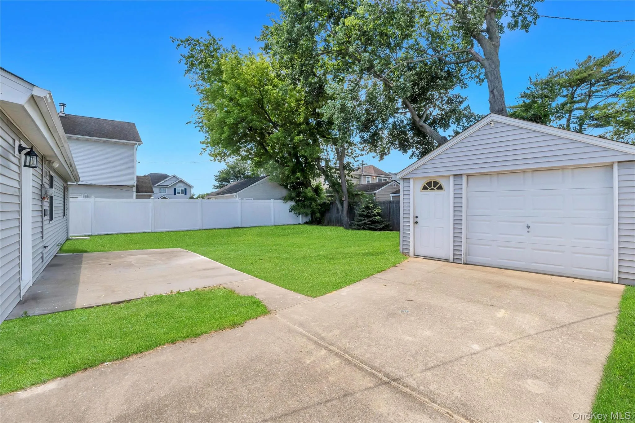 23 Kevin Lane, Oyster Bay, NY, 3 Bedrooms Bedrooms, 5 Rooms Rooms,2 BathroomsBathrooms,Residential,For Rent,Kevin,0,KEY1018395 23 Kevin Lane, Oyster Bay, NY, 3 Bedrooms Bedrooms, 5 Rooms Rooms,2 BathroomsBathrooms,Residential,For Rent,Kevin,0,KEY1018395
