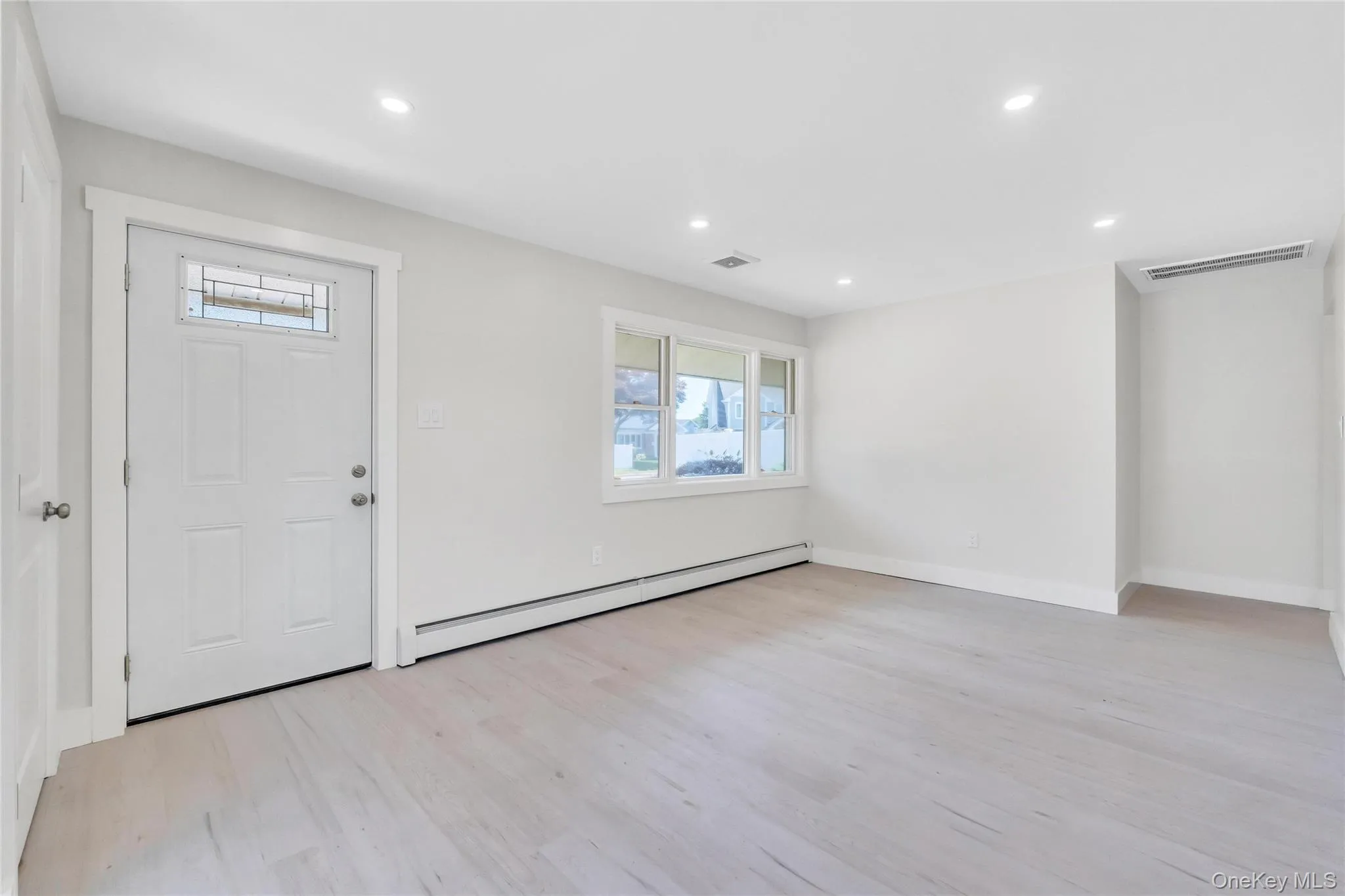 23 Kevin Lane, Oyster Bay, NY, 3 Bedrooms Bedrooms, 5 Rooms Rooms,2 BathroomsBathrooms,Residential,For Rent,Kevin,0,KEY1018395 23 Kevin Lane, Oyster Bay, NY, 3 Bedrooms Bedrooms, 5 Rooms Rooms,2 BathroomsBathrooms,Residential,For Rent,Kevin,0,KEY1018395