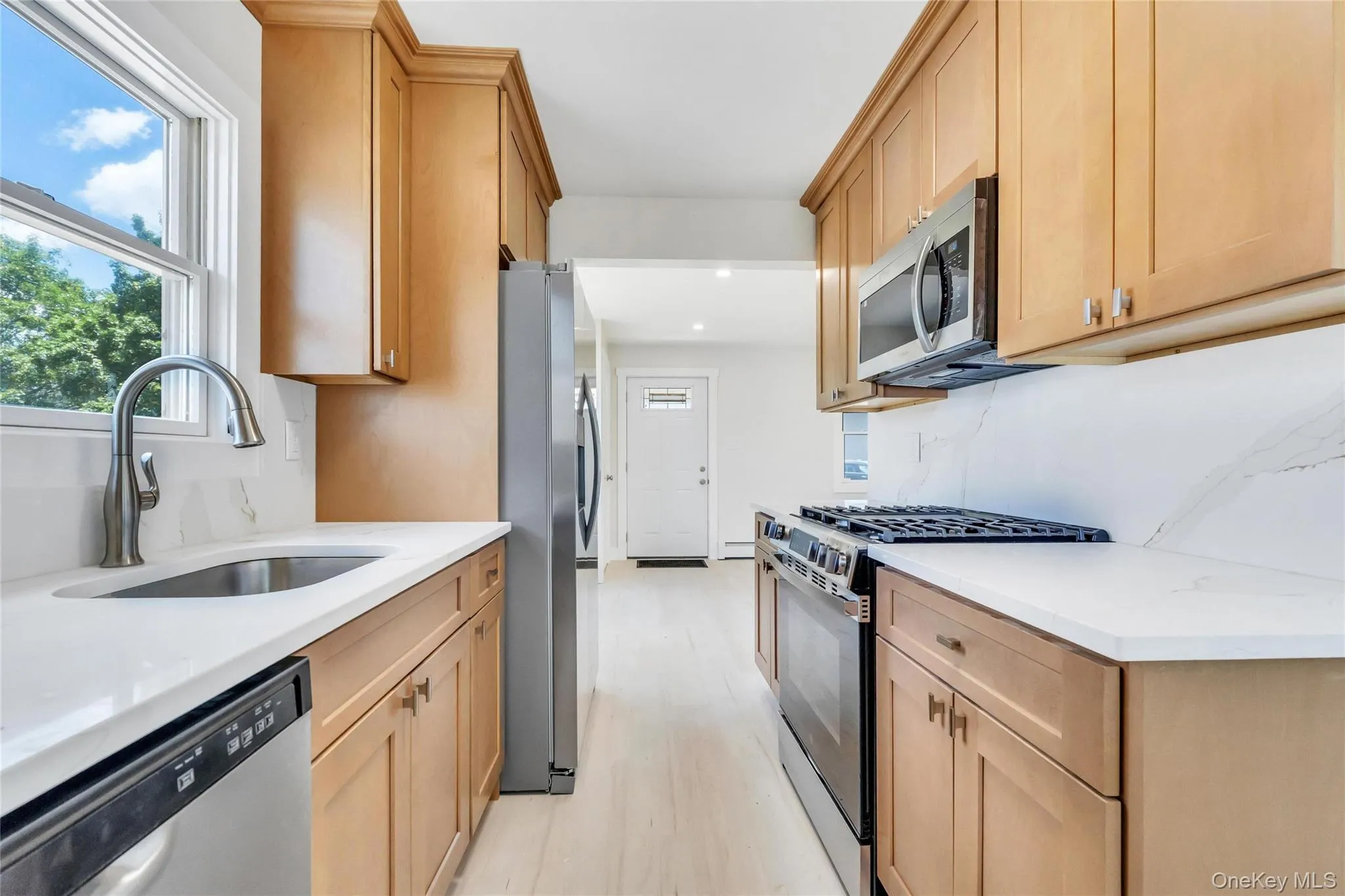 23 Kevin Lane, Oyster Bay, NY, 3 Bedrooms Bedrooms, 5 Rooms Rooms,2 BathroomsBathrooms,Residential,For Rent,Kevin,0,KEY1018395 23 Kevin Lane, Oyster Bay, NY, 3 Bedrooms Bedrooms, 5 Rooms Rooms,2 BathroomsBathrooms,Residential,For Rent,Kevin,0,KEY1018395