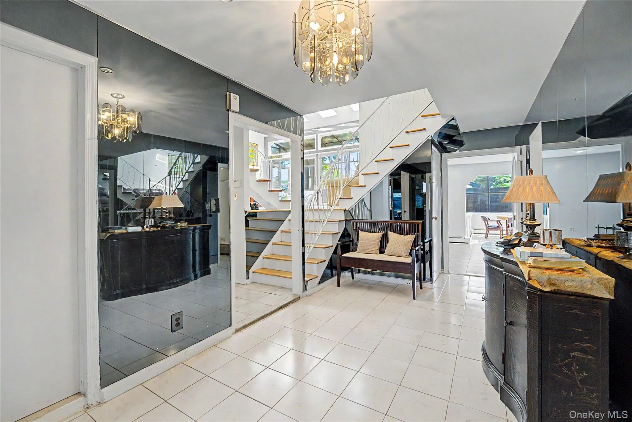 159 South Drive, North Hempstead, NY, 4 Bedrooms Bedrooms, 10 Rooms Rooms,3 BathroomsBathrooms,Residential,For Rent,South,0,KEY1018396 159 South Drive, North Hempstead, NY, 4 Bedrooms Bedrooms, 10 Rooms Rooms,3 BathroomsBathrooms,Residential,For Rent,South,0,KEY1018396