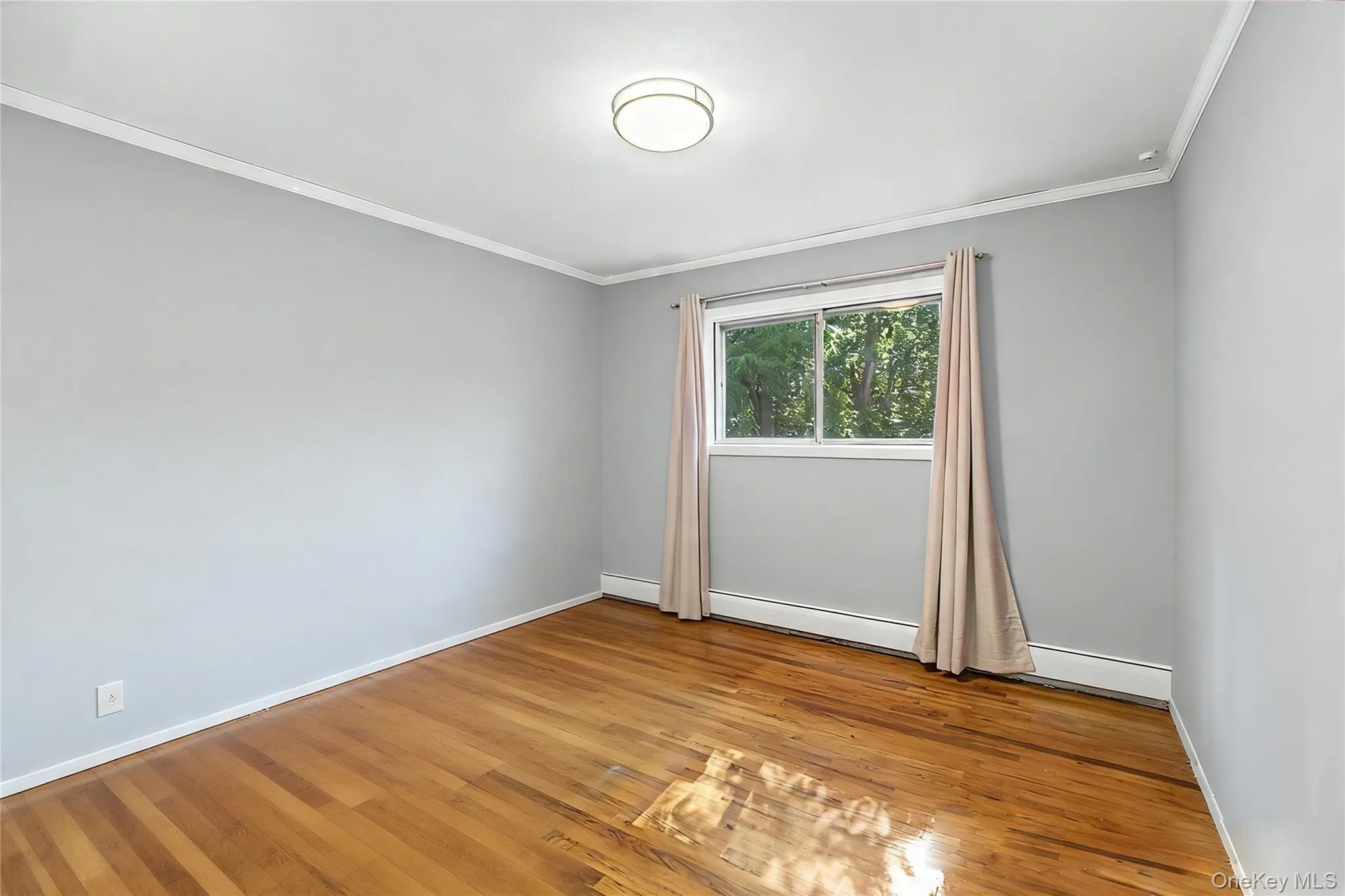159 South Drive, North Hempstead, NY, 4 Bedrooms Bedrooms, 10 Rooms Rooms,3 BathroomsBathrooms,Residential,For Rent,South,0,KEY1018396 159 South Drive, North Hempstead, NY, 4 Bedrooms Bedrooms, 10 Rooms Rooms,3 BathroomsBathrooms,Residential,For Rent,South,0,KEY1018396