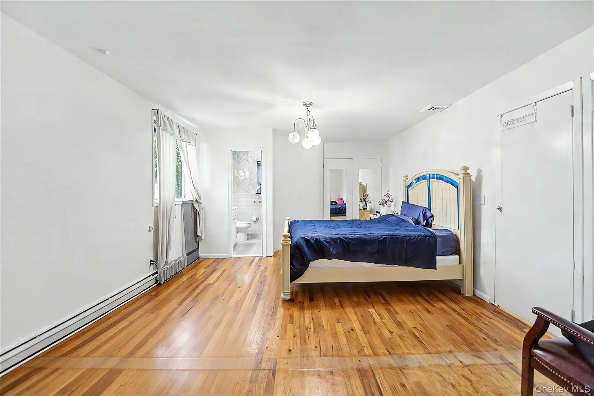 159 South Drive, North Hempstead, NY, 4 Bedrooms Bedrooms, 10 Rooms Rooms,3 BathroomsBathrooms,Residential,For Rent,South,0,KEY1018396 159 South Drive, North Hempstead, NY, 4 Bedrooms Bedrooms, 10 Rooms Rooms,3 BathroomsBathrooms,Residential,For Rent,South,0,KEY1018396