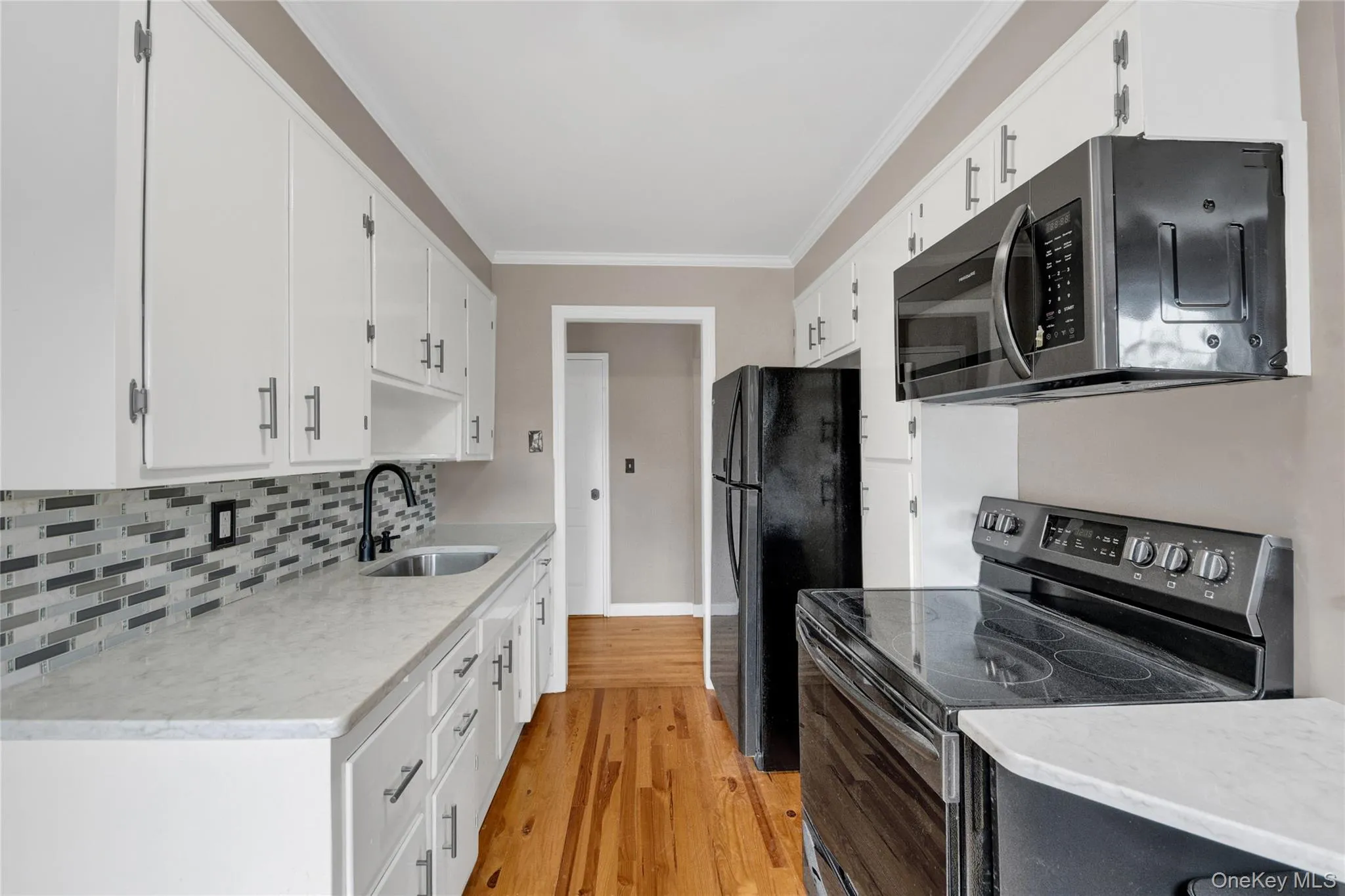 9 Virginia Street, Yonkers, NY, 3 Bedrooms Bedrooms, 5 Rooms Rooms,1 BathroomBathrooms,Residential Lease,For Rent,Virginia,0,1018399 9 Virginia Street, Yonkers, NY, 3 Bedrooms Bedrooms, 5 Rooms Rooms,1 BathroomBathrooms,Residential Lease,For Rent,Virginia,0,1018399