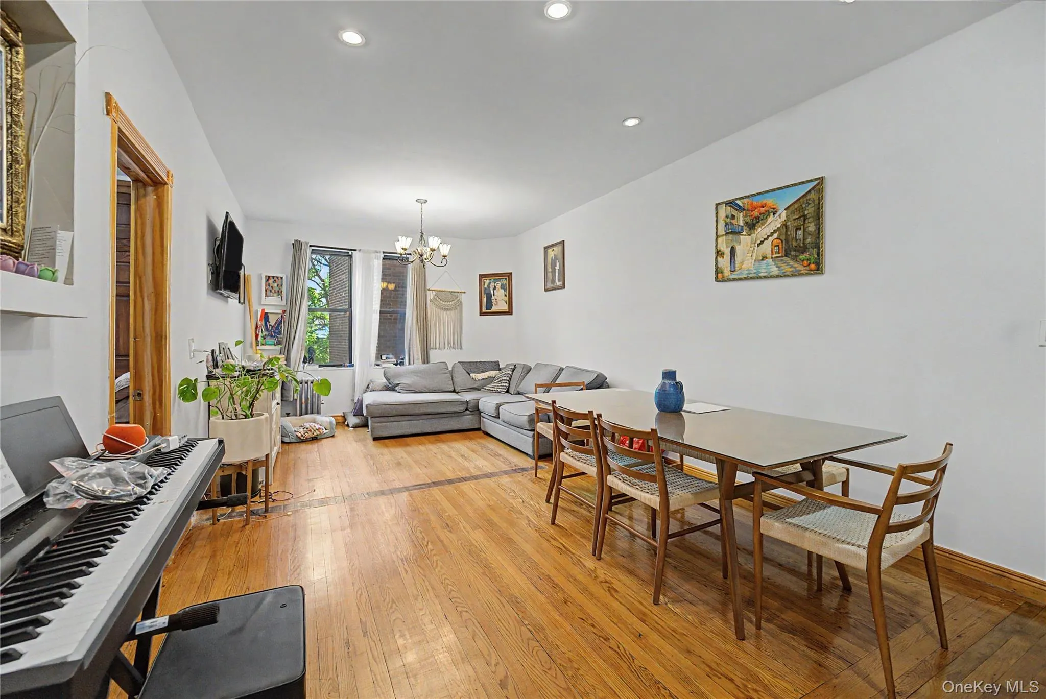 136-05 Sanford Avenue, New York, NY, 1 Bedroom Bedrooms, 3 Rooms Rooms,1 BathroomBathrooms,Residential,For Rent,Sanford,0,KEY1018401 136-05 Sanford Avenue, New York, NY, 1 Bedroom Bedrooms, 3 Rooms Rooms,1 BathroomBathrooms,Residential,For Rent,Sanford,0,KEY1018401