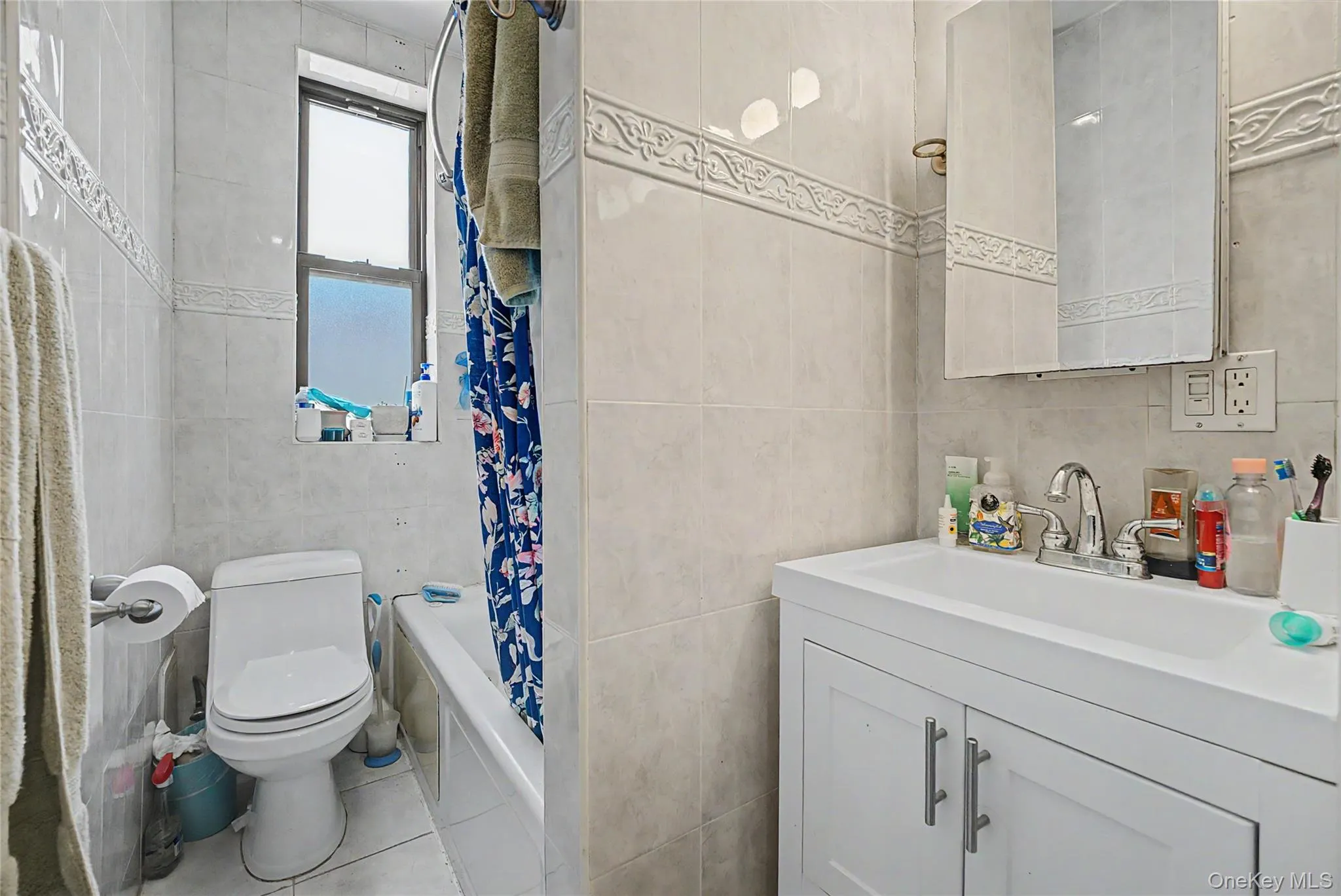 136-05 Sanford Avenue, New York, NY, 1 Bedroom Bedrooms, 3 Rooms Rooms,1 BathroomBathrooms,Residential,For Rent,Sanford,0,KEY1018401 136-05 Sanford Avenue, New York, NY, 1 Bedroom Bedrooms, 3 Rooms Rooms,1 BathroomBathrooms,Residential,For Rent,Sanford,0,KEY1018401
