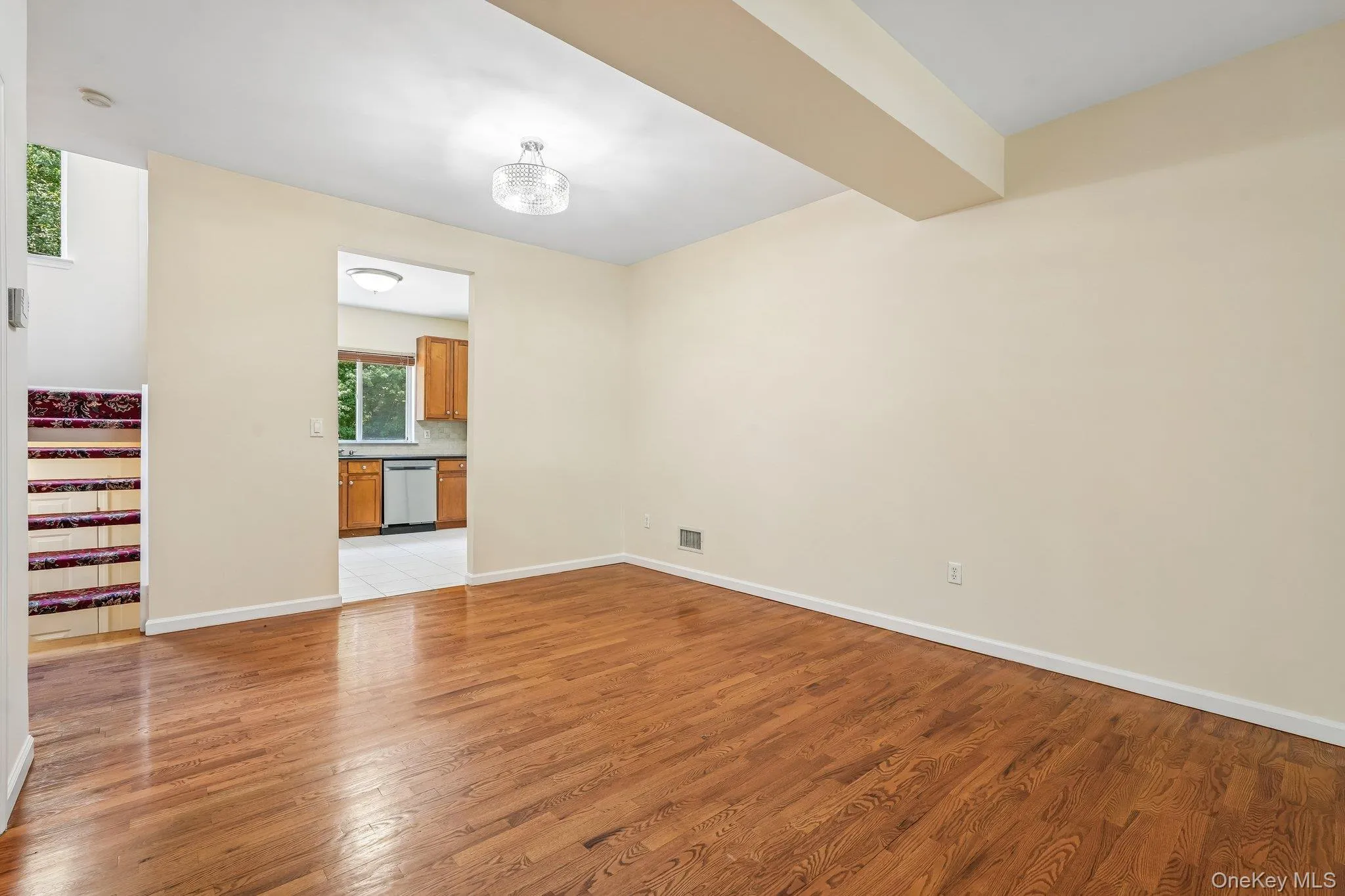 212 Arlington Court, Clarkstown, NY, 2 Bedrooms Bedrooms, 6 Rooms Rooms,2 BathroomsBathrooms,Residential,For Rent,Arlington,0,1018402 212 Arlington Court, Clarkstown, NY, 2 Bedrooms Bedrooms, 6 Rooms Rooms,2 BathroomsBathrooms,Residential,For Rent,Arlington,0,1018402