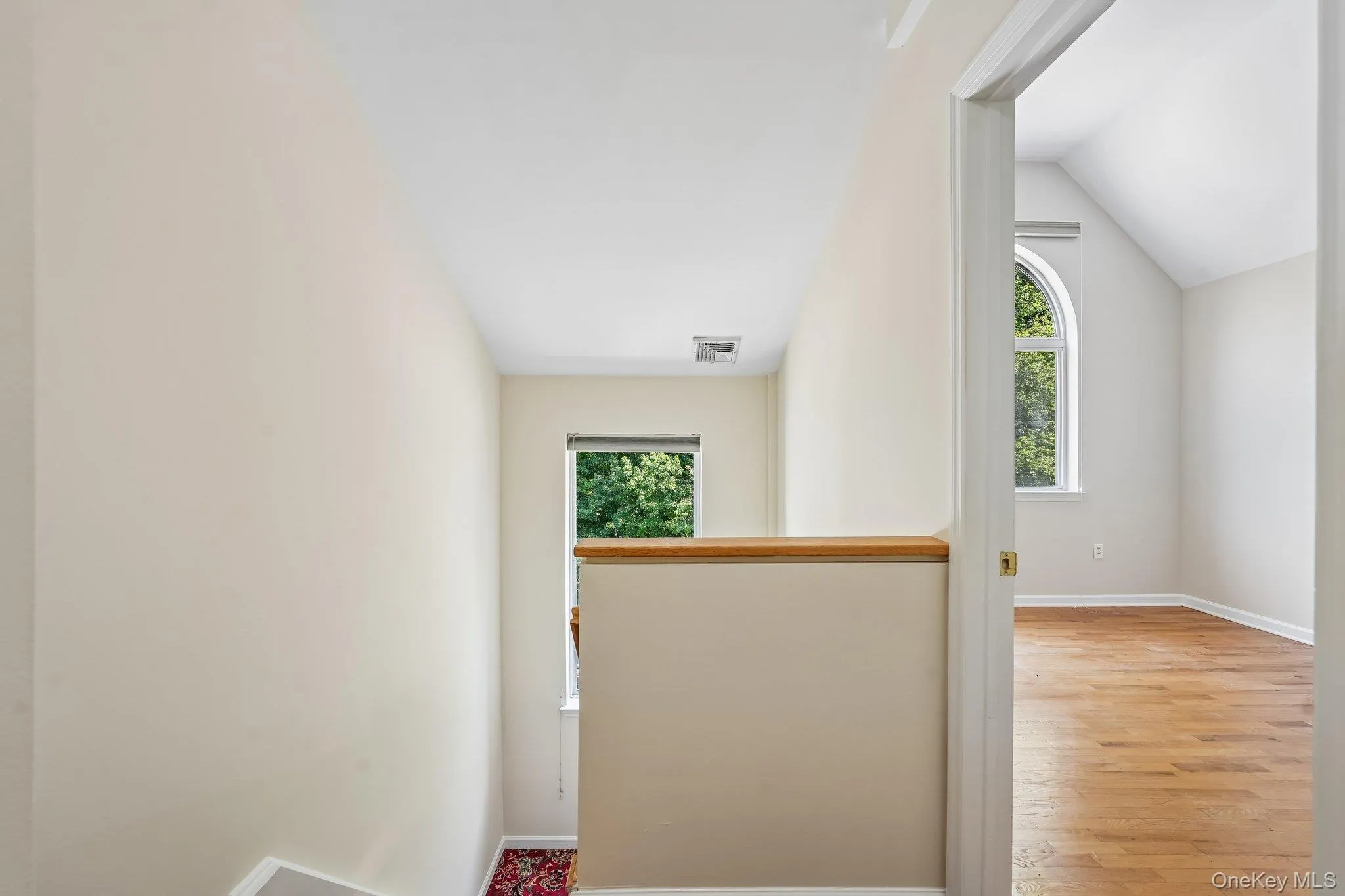 212 Arlington Court, Clarkstown, NY, 2 Bedrooms Bedrooms, 6 Rooms Rooms,2 BathroomsBathrooms,Residential,For Rent,Arlington,0,1018402 212 Arlington Court, Clarkstown, NY, 2 Bedrooms Bedrooms, 6 Rooms Rooms,2 BathroomsBathrooms,Residential,For Rent,Arlington,0,1018402