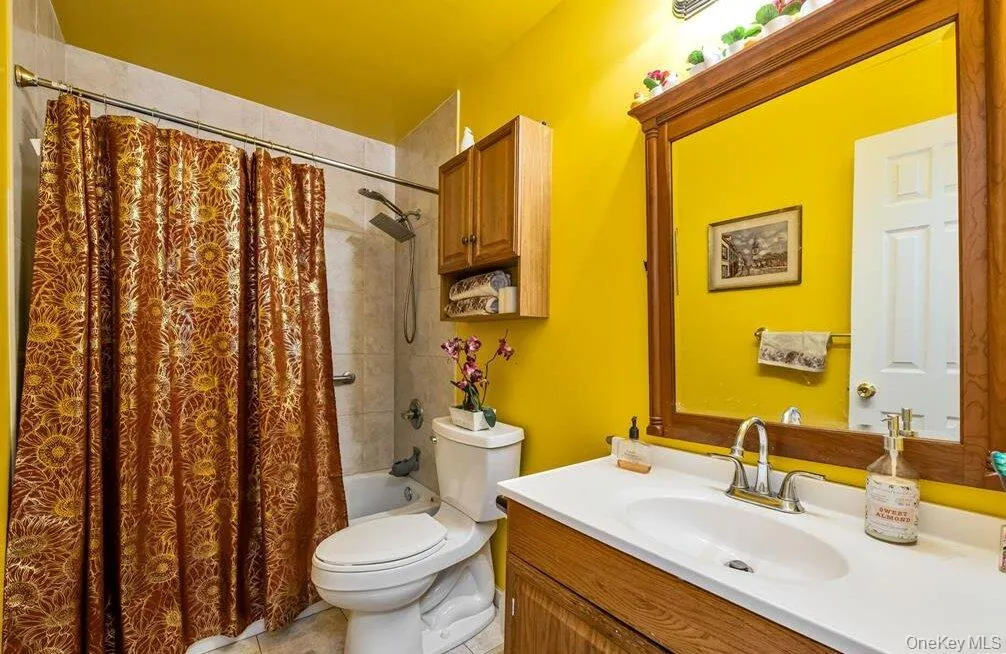 95 Hillside Avenue, Ramapo, NY, 4 Bedrooms Bedrooms, 8 Rooms Rooms,2 BathroomsBathrooms,Residential Lease,For Rent,Hillside,0,KEY1018403 95 Hillside Avenue, Ramapo, NY, 4 Bedrooms Bedrooms, 8 Rooms Rooms,2 BathroomsBathrooms,Residential Lease,For Rent,Hillside,0,KEY1018403