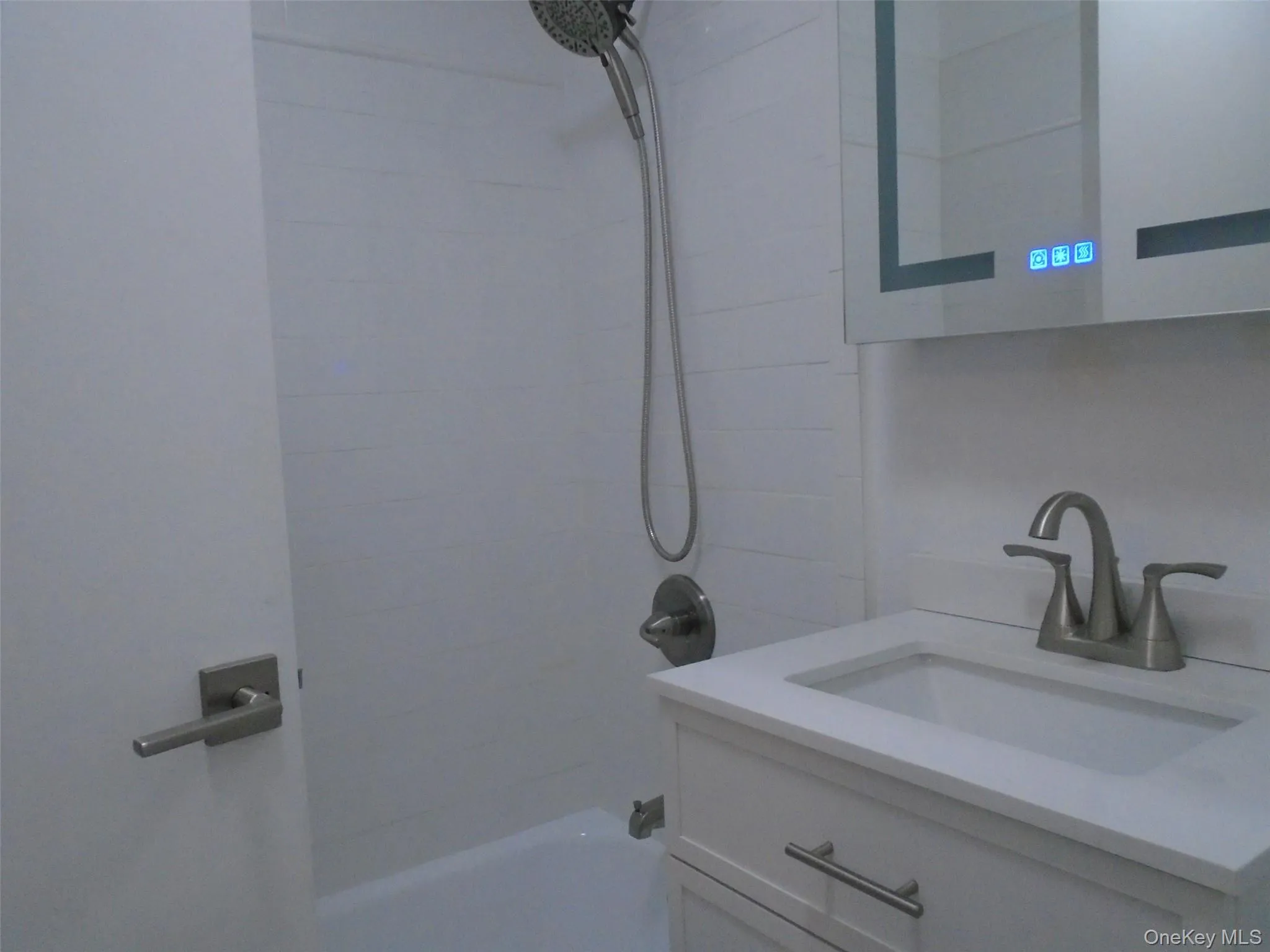 430 Shore Road, Long Beach, NY, 1 Bedroom Bedrooms, 3 Rooms Rooms,1 BathroomBathrooms,Residential,For Rent,Shore,0,KEY1018410 430 Shore Road, Long Beach, NY, 1 Bedroom Bedrooms, 3 Rooms Rooms,1 BathroomBathrooms,Residential,For Rent,Shore,0,KEY1018410