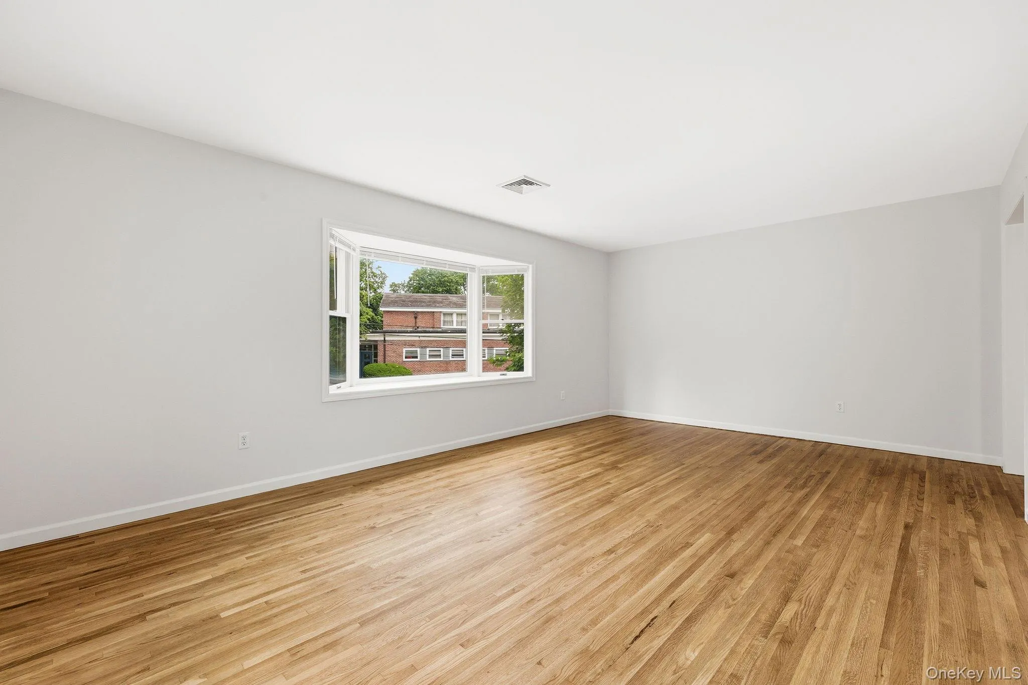 95 Broadway, Harrison, NY, 3 Bedrooms Bedrooms, 6 Rooms Rooms,2 BathroomsBathrooms,Residential Lease,For Rent,Broadway,0,1018411 95 Broadway, Harrison, NY, 3 Bedrooms Bedrooms, 6 Rooms Rooms,2 BathroomsBathrooms,Residential Lease,For Rent,Broadway,0,1018411