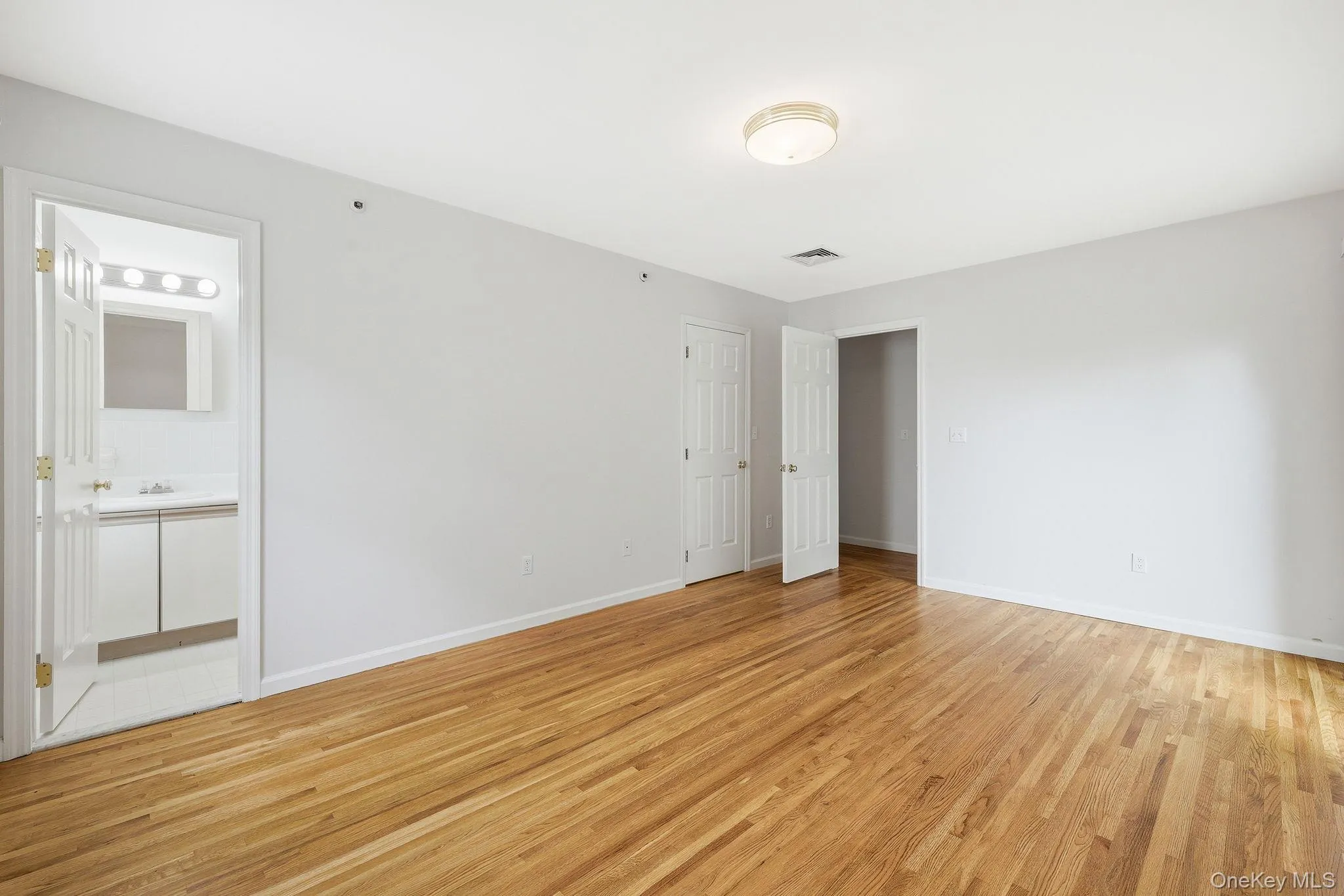 95 Broadway, Harrison, NY, 3 Bedrooms Bedrooms, 6 Rooms Rooms,2 BathroomsBathrooms,Residential Lease,For Rent,Broadway,0,1018411 95 Broadway, Harrison, NY, 3 Bedrooms Bedrooms, 6 Rooms Rooms,2 BathroomsBathrooms,Residential Lease,For Rent,Broadway,0,1018411