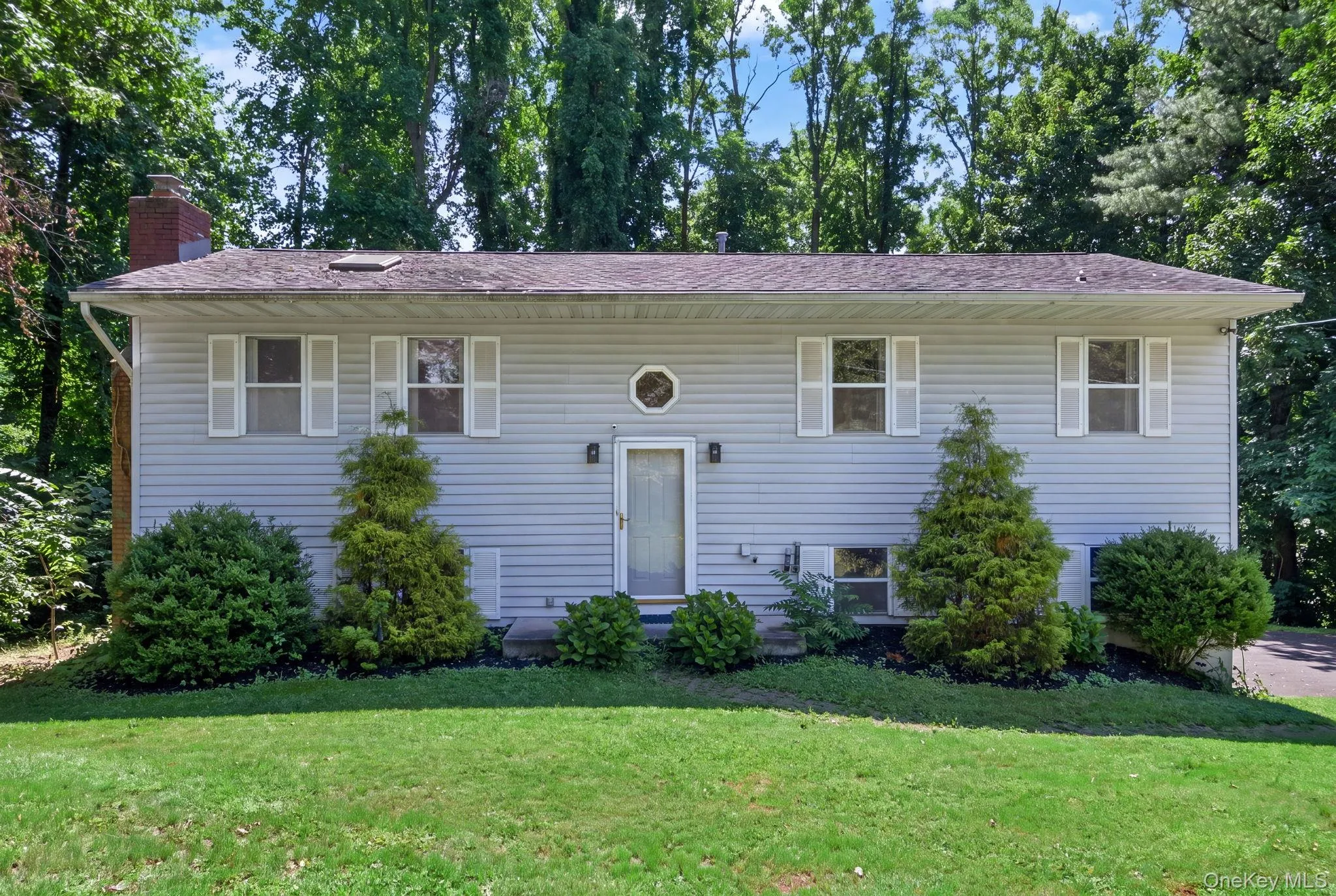 2 Verven Road, Poughkeepsie, NY, 3 Bedrooms Bedrooms, 4 Rooms Rooms,1 BathroomBathrooms,Residential,For Rent,Verven,0,1018414 2 Verven Road, Poughkeepsie, NY, 3 Bedrooms Bedrooms, 4 Rooms Rooms,1 BathroomBathrooms,Residential,For Rent,Verven,0,1018414
