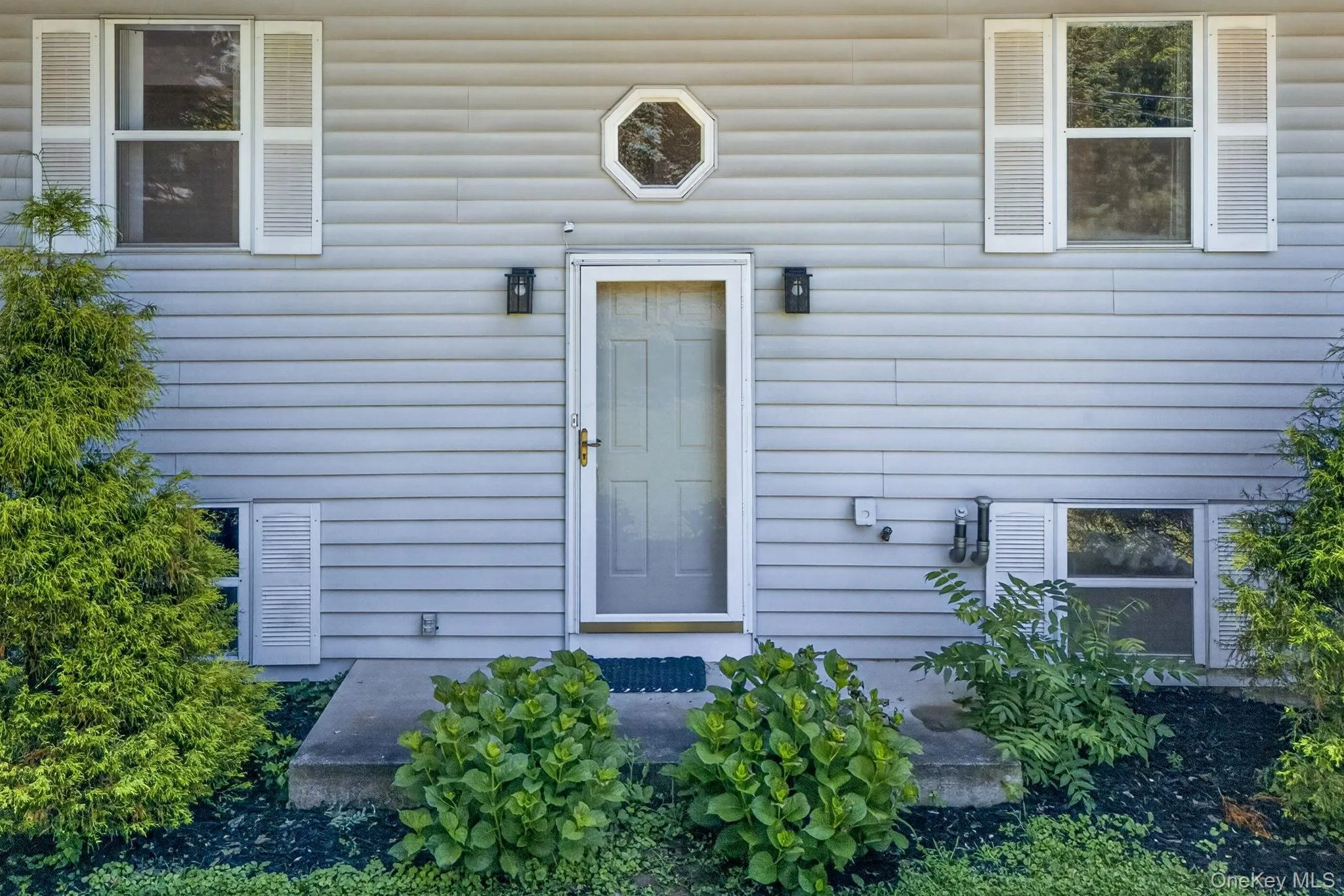 2 Verven Road, Poughkeepsie, NY, 3 Bedrooms Bedrooms, 4 Rooms Rooms,1 BathroomBathrooms,Residential,For Rent,Verven,0,1018414 2 Verven Road, Poughkeepsie, NY, 3 Bedrooms Bedrooms, 4 Rooms Rooms,1 BathroomBathrooms,Residential,For Rent,Verven,0,1018414