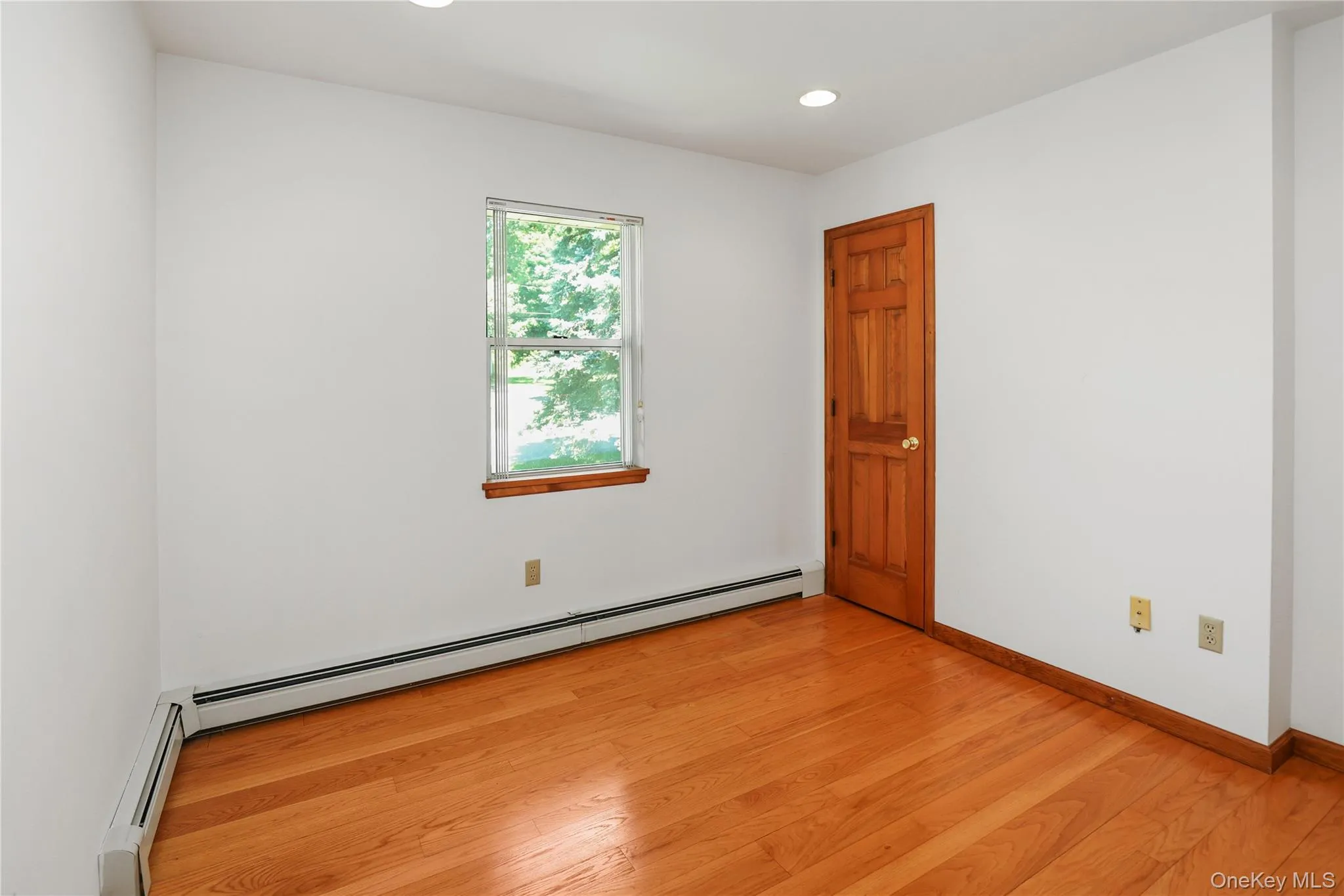 2 Verven Road, Poughkeepsie, NY, 3 Bedrooms Bedrooms, 4 Rooms Rooms,1 BathroomBathrooms,Residential,For Rent,Verven,0,KEY1018414 2 Verven Road, Poughkeepsie, NY, 3 Bedrooms Bedrooms, 4 Rooms Rooms,1 BathroomBathrooms,Residential,For Rent,Verven,0,KEY1018414