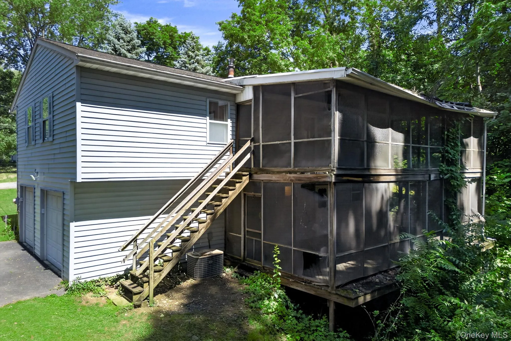 2 Verven Road, Poughkeepsie, NY, 3 Bedrooms Bedrooms, 4 Rooms Rooms,1 BathroomBathrooms,Residential,For Rent,Verven,0,1018414 2 Verven Road, Poughkeepsie, NY, 3 Bedrooms Bedrooms, 4 Rooms Rooms,1 BathroomBathrooms,Residential,For Rent,Verven,0,1018414