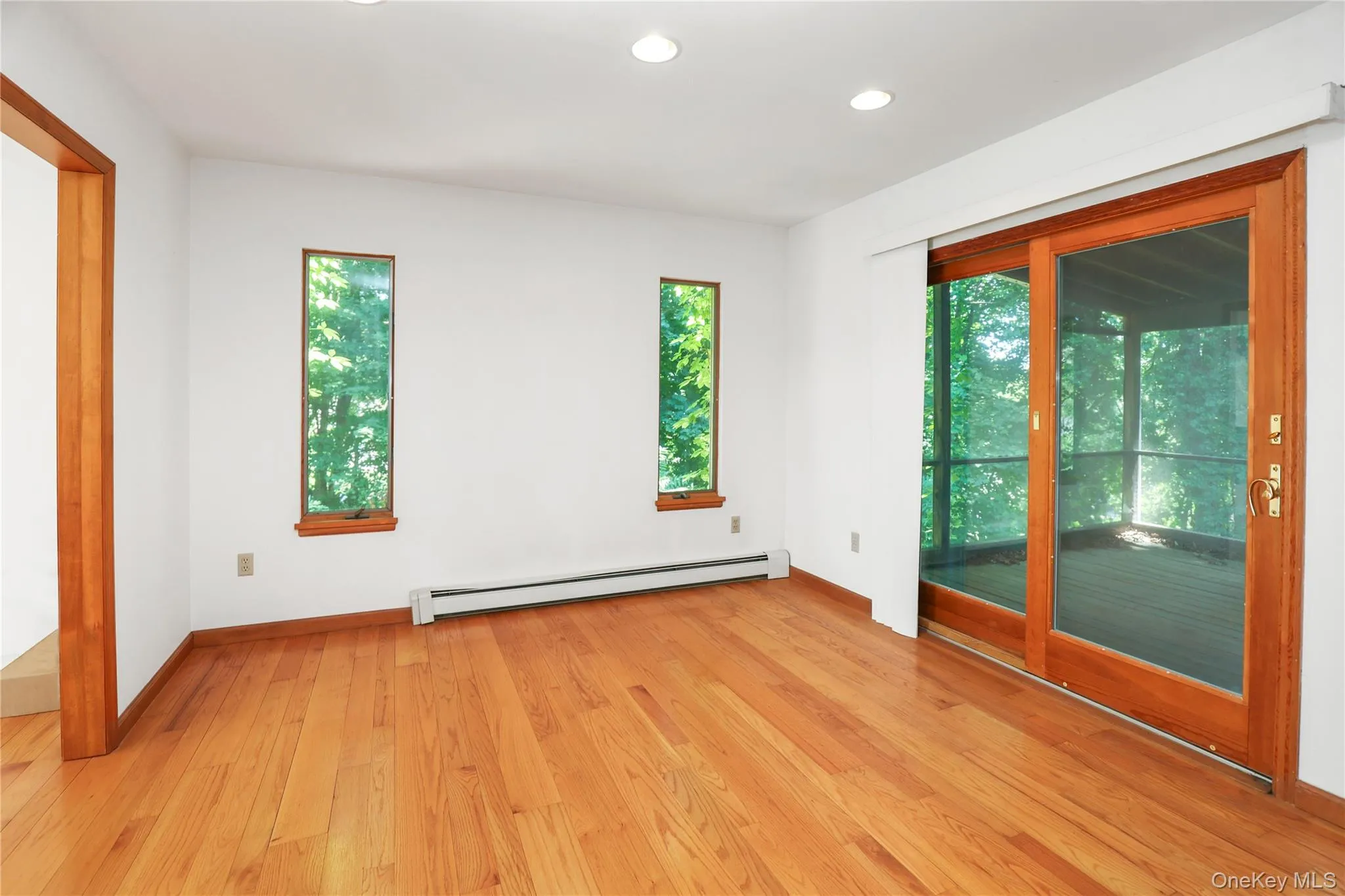 2 Verven Road, Poughkeepsie, NY, 3 Bedrooms Bedrooms, 4 Rooms Rooms,1 BathroomBathrooms,Residential,For Rent,Verven,0,KEY1018414 2 Verven Road, Poughkeepsie, NY, 3 Bedrooms Bedrooms, 4 Rooms Rooms,1 BathroomBathrooms,Residential,For Rent,Verven,0,KEY1018414