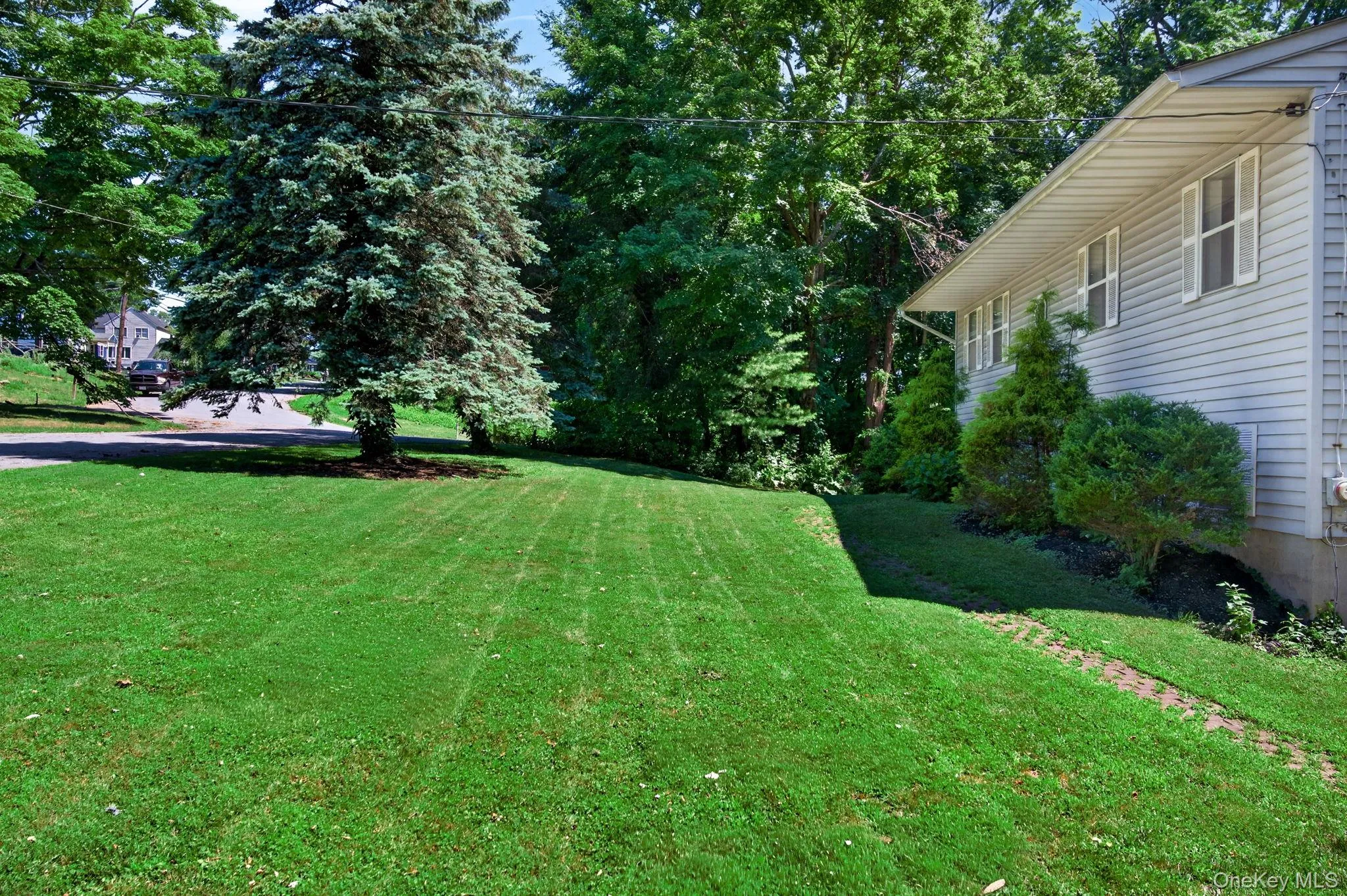 2 Verven Road, Poughkeepsie, NY, 3 Bedrooms Bedrooms, 4 Rooms Rooms,1 BathroomBathrooms,Residential,For Rent,Verven,0,1018414 2 Verven Road, Poughkeepsie, NY, 3 Bedrooms Bedrooms, 4 Rooms Rooms,1 BathroomBathrooms,Residential,For Rent,Verven,0,1018414