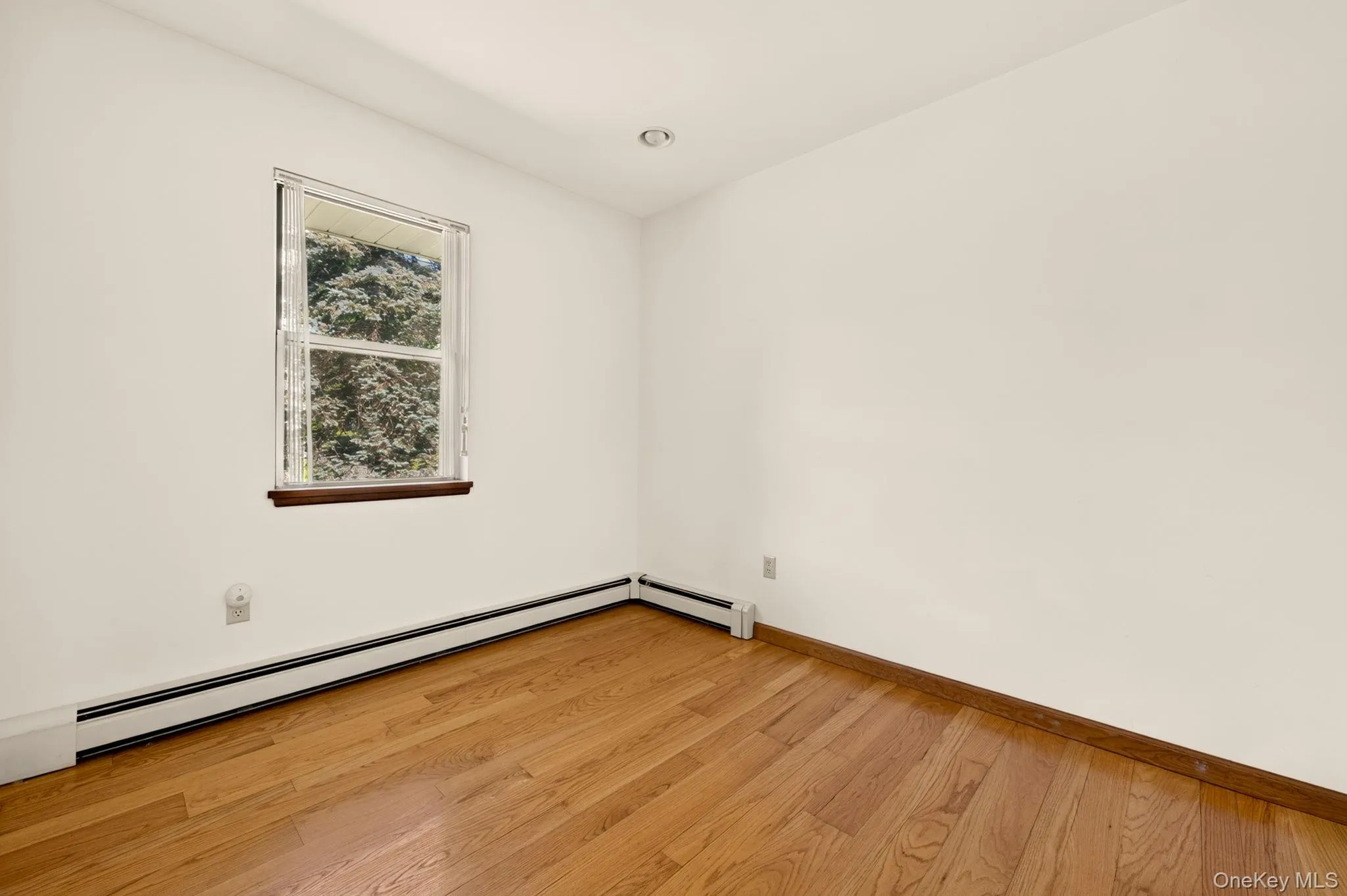 2 Verven Road, Poughkeepsie, NY, 3 Bedrooms Bedrooms, 4 Rooms Rooms,1 BathroomBathrooms,Residential,For Rent,Verven,0,1018414 2 Verven Road, Poughkeepsie, NY, 3 Bedrooms Bedrooms, 4 Rooms Rooms,1 BathroomBathrooms,Residential,For Rent,Verven,0,1018414