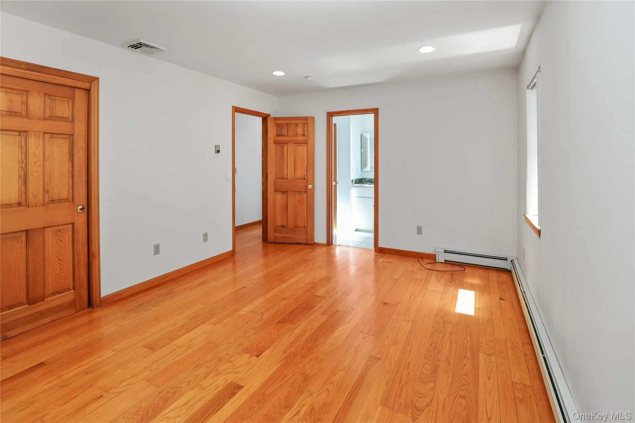 2 Verven Road, Poughkeepsie, NY, 3 Bedrooms Bedrooms, 4 Rooms Rooms,1 BathroomBathrooms,Residential,For Rent,Verven,0,KEY1018414 2 Verven Road, Poughkeepsie, NY, 3 Bedrooms Bedrooms, 4 Rooms Rooms,1 BathroomBathrooms,Residential,For Rent,Verven,0,KEY1018414