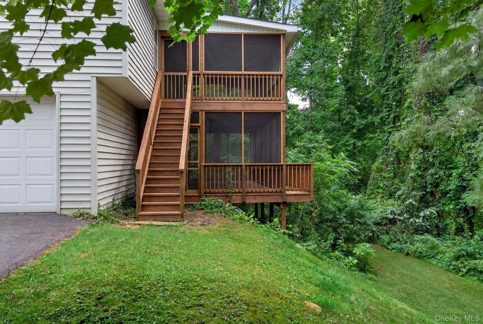 2 Verven Road, Poughkeepsie, NY, 3 Bedrooms Bedrooms, 4 Rooms Rooms,1 BathroomBathrooms,Residential,For Rent,Verven,0,1018414 2 Verven Road, Poughkeepsie, NY, 3 Bedrooms Bedrooms, 4 Rooms Rooms,1 BathroomBathrooms,Residential,For Rent,Verven,0,1018414
