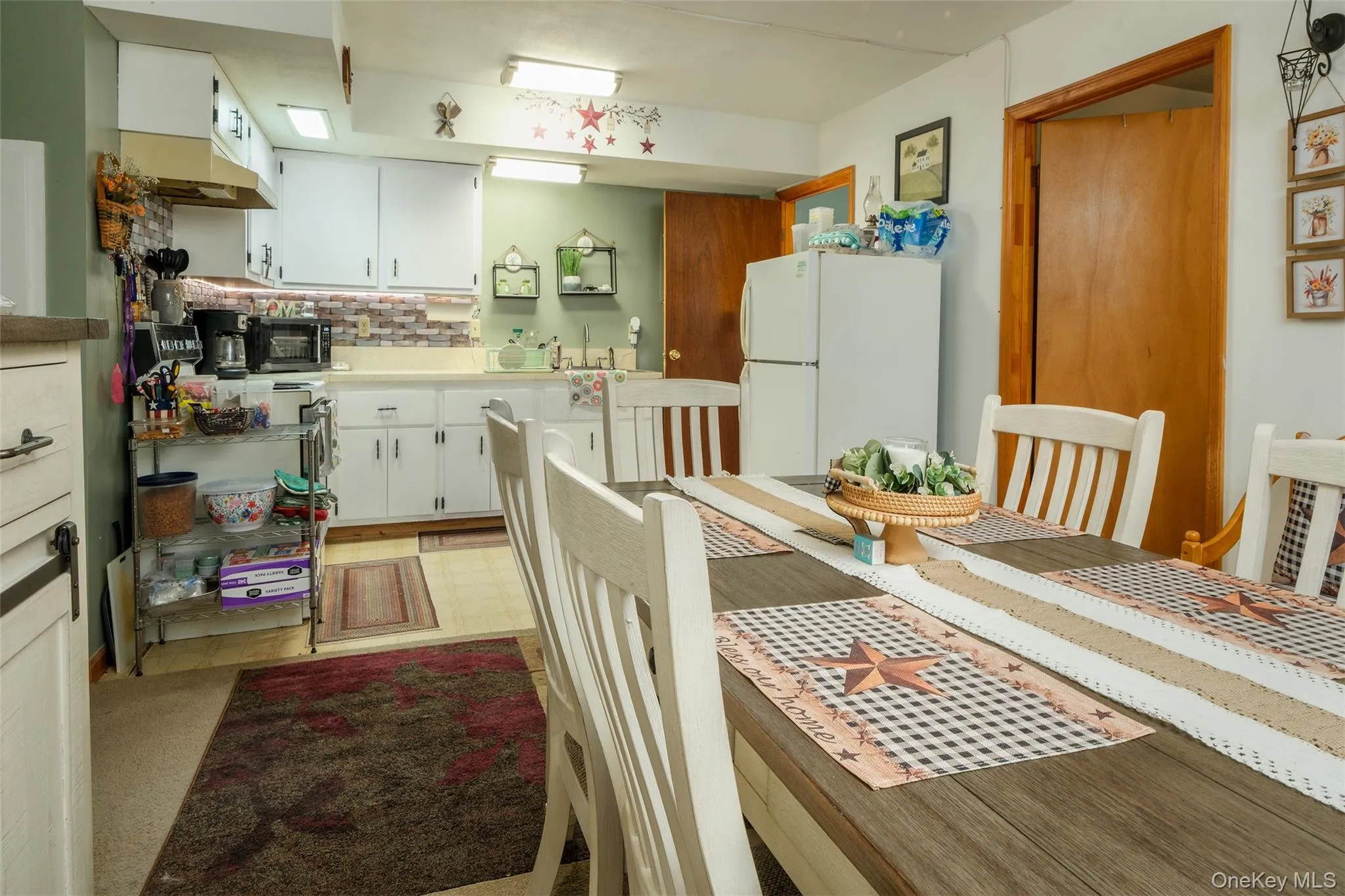 61 Fusco Drive, Harpersfield, NY, 3 Bedrooms Bedrooms, 7 Rooms Rooms,2 BathroomsBathrooms,Residential,For Rent,Fusco,0,KEY1018416 61 Fusco Drive, Harpersfield, NY, 3 Bedrooms Bedrooms, 7 Rooms Rooms,2 BathroomsBathrooms,Residential,For Rent,Fusco,0,KEY1018416