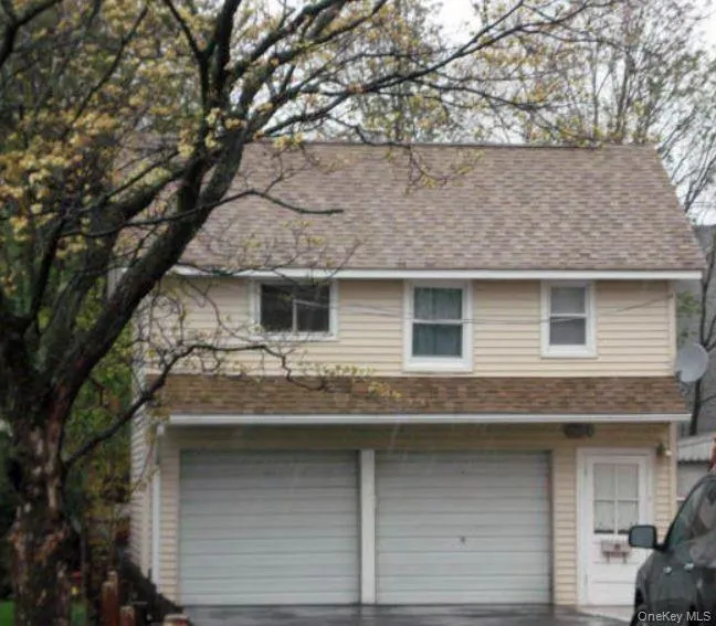 75 Hillside Avenue, North Hempstead, NY, 1 Bedroom Bedrooms, 3 Rooms Rooms,1 BathroomBathrooms,Residential Lease,For Rent,Hillside,0,KEY1018425 75 Hillside Avenue, North Hempstead, NY, 1 Bedroom Bedrooms, 3 Rooms Rooms,1 BathroomBathrooms,Residential Lease,For Rent,Hillside,0,KEY1018425