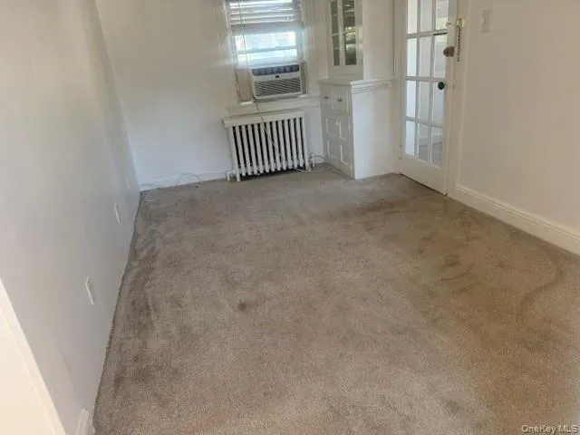 75 Hillside Avenue, North Hempstead, NY, 1 Bedroom Bedrooms, 3 Rooms Rooms,1 BathroomBathrooms,Residential Lease,For Rent,Hillside,0,KEY1018425 75 Hillside Avenue, North Hempstead, NY, 1 Bedroom Bedrooms, 3 Rooms Rooms,1 BathroomBathrooms,Residential Lease,For Rent,Hillside,0,KEY1018425