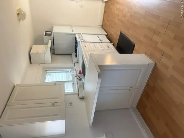 75 Hillside Avenue, North Hempstead, NY, 1 Bedroom Bedrooms, 3 Rooms Rooms,1 BathroomBathrooms,Residential Lease,For Rent,Hillside,0,KEY1018425 75 Hillside Avenue, North Hempstead, NY, 1 Bedroom Bedrooms, 3 Rooms Rooms,1 BathroomBathrooms,Residential Lease,For Rent,Hillside,0,KEY1018425