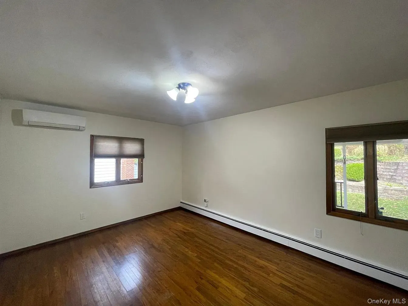 9 Saddler Court, Huntington, NY, 4 Bedrooms Bedrooms, 9 Rooms Rooms,2 BathroomsBathrooms,Residential,For Rent,Saddler,0,1018427 9 Saddler Court, Huntington, NY, 4 Bedrooms Bedrooms, 9 Rooms Rooms,2 BathroomsBathrooms,Residential,For Rent,Saddler,0,1018427