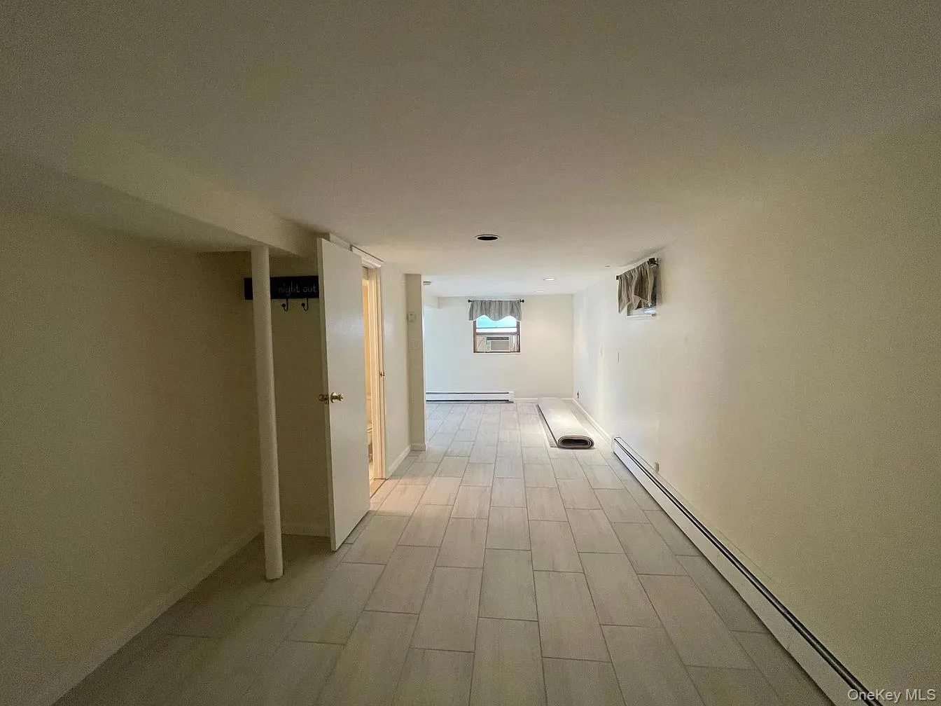 9 Saddler Court, Huntington, NY, 4 Bedrooms Bedrooms, 9 Rooms Rooms,2 BathroomsBathrooms,Residential,For Rent,Saddler,0,1018427 9 Saddler Court, Huntington, NY, 4 Bedrooms Bedrooms, 9 Rooms Rooms,2 BathroomsBathrooms,Residential,For Rent,Saddler,0,1018427