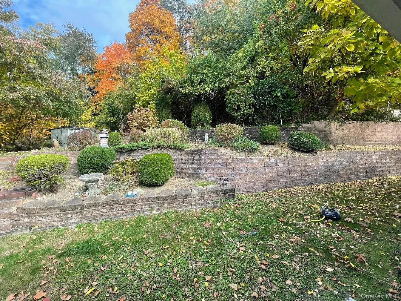 9 Saddler Court, Huntington, NY, 4 Bedrooms Bedrooms, 9 Rooms Rooms,2 BathroomsBathrooms,Residential,For Rent,Saddler,0,1018427 9 Saddler Court, Huntington, NY, 4 Bedrooms Bedrooms, 9 Rooms Rooms,2 BathroomsBathrooms,Residential,For Rent,Saddler,0,1018427