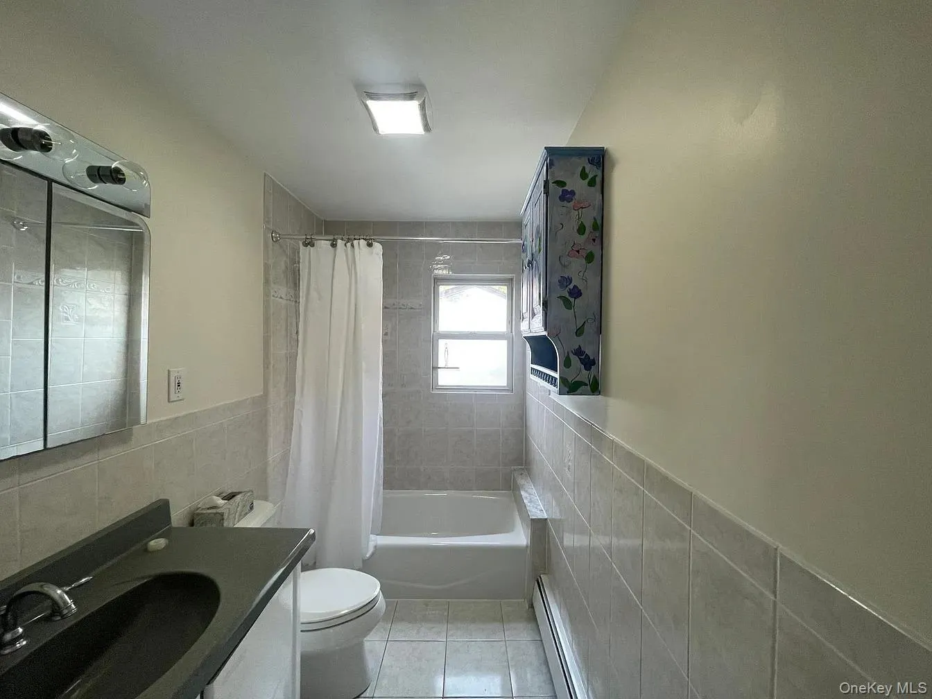 9 Saddler Court, Huntington, NY, 4 Bedrooms Bedrooms, 9 Rooms Rooms,2 BathroomsBathrooms,Residential,For Rent,Saddler,0,1018427 9 Saddler Court, Huntington, NY, 4 Bedrooms Bedrooms, 9 Rooms Rooms,2 BathroomsBathrooms,Residential,For Rent,Saddler,0,1018427