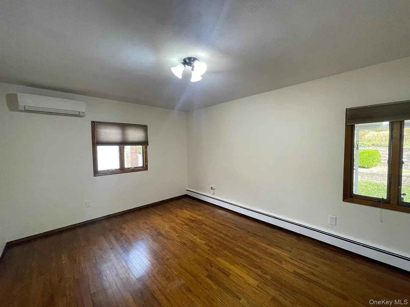 9 Saddler Court, Huntington, NY, 4 Bedrooms Bedrooms, 9 Rooms Rooms,2 BathroomsBathrooms,Residential,For Rent,Saddler,0,1018427 9 Saddler Court, Huntington, NY, 4 Bedrooms Bedrooms, 9 Rooms Rooms,2 BathroomsBathrooms,Residential,For Rent,Saddler,0,1018427
