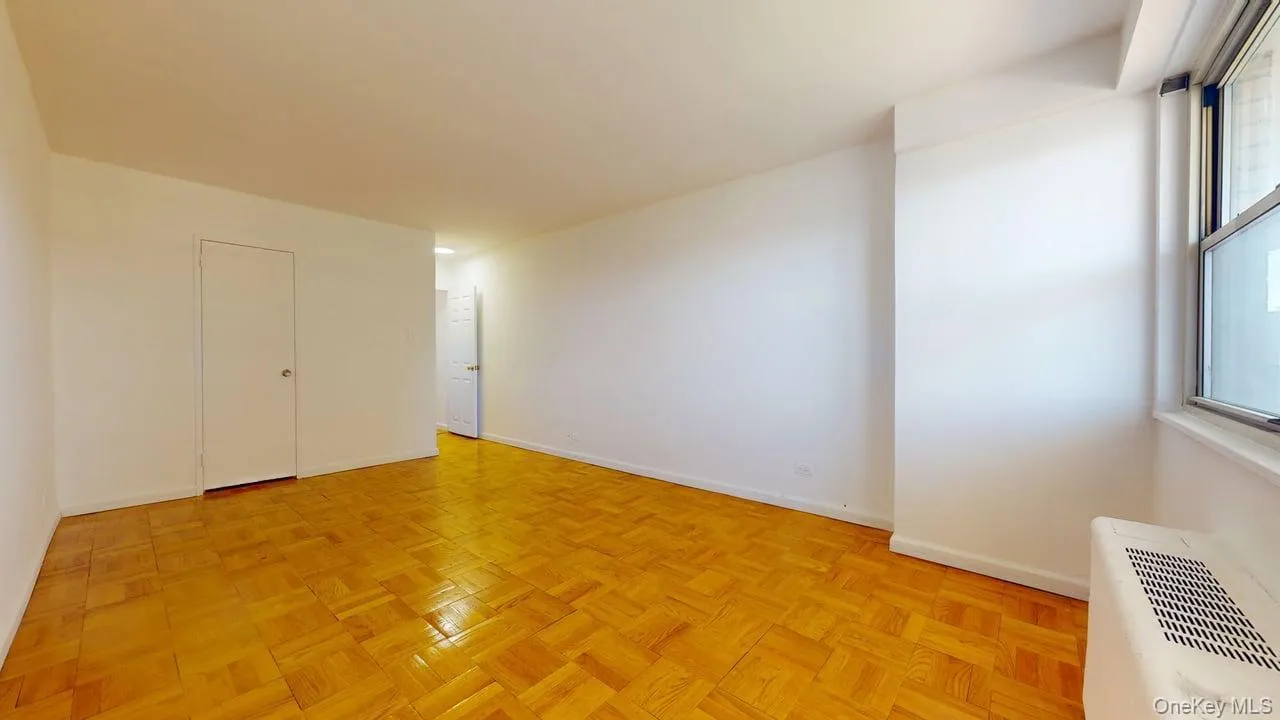 102-30 66th Road, New York, NY, 1 Bedroom Bedrooms, 3 Rooms Rooms,1 BathroomBathrooms,Residential,For Rent,66th,0,KEY1018428 102-30 66th Road, New York, NY, 1 Bedroom Bedrooms, 3 Rooms Rooms,1 BathroomBathrooms,Residential,For Rent,66th,0,KEY1018428