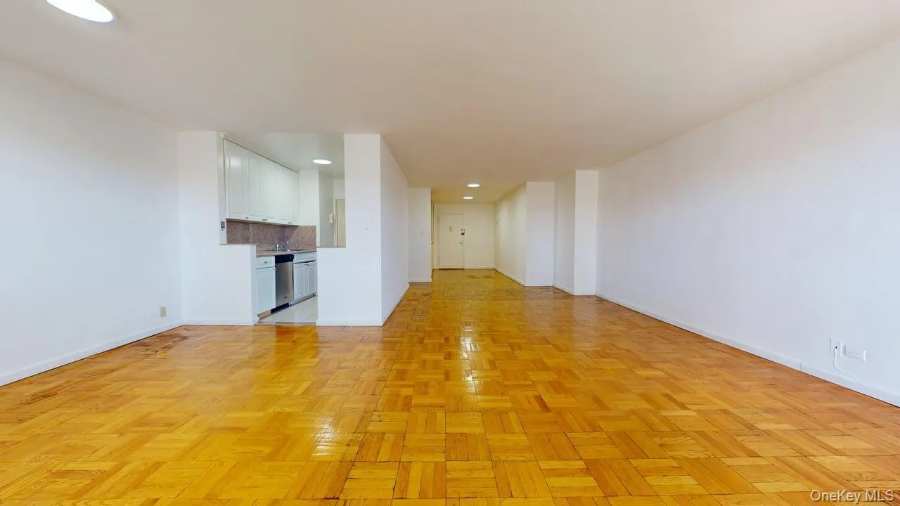 102-30 66th Road, New York, NY, 1 Bedroom Bedrooms, 3 Rooms Rooms,1 BathroomBathrooms,Residential,For Rent,66th,0,KEY1018428 102-30 66th Road, New York, NY, 1 Bedroom Bedrooms, 3 Rooms Rooms,1 BathroomBathrooms,Residential,For Rent,66th,0,KEY1018428