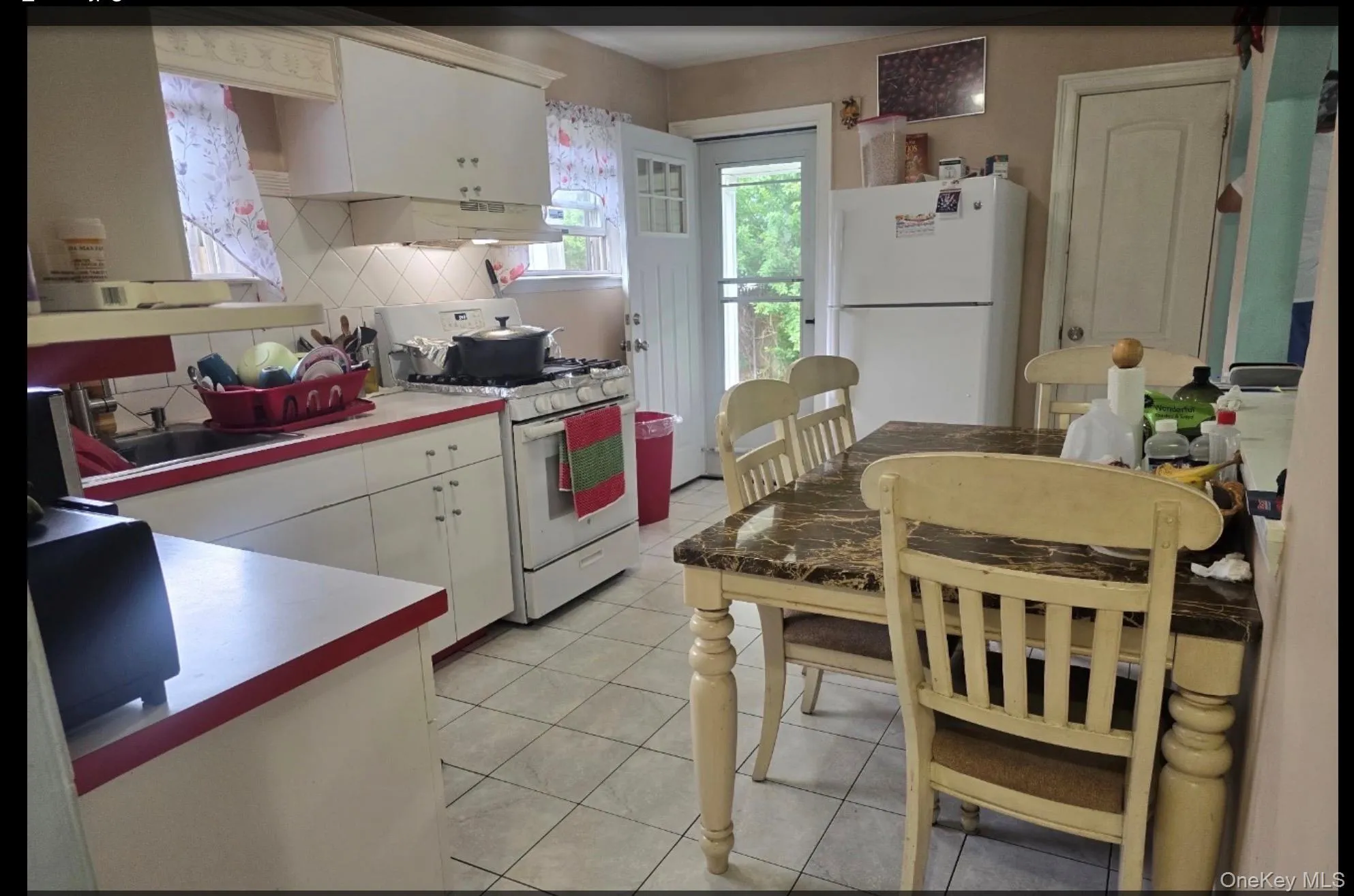 18 Cyprus Avenue, Islip, NY, 6 Bedrooms Bedrooms, 12 Rooms Rooms,3 BathroomsBathrooms,Residential,For Rent,Cyprus,0,KEY1018431 18 Cyprus Avenue, Islip, NY, 6 Bedrooms Bedrooms, 12 Rooms Rooms,3 BathroomsBathrooms,Residential,For Rent,Cyprus,0,KEY1018431
