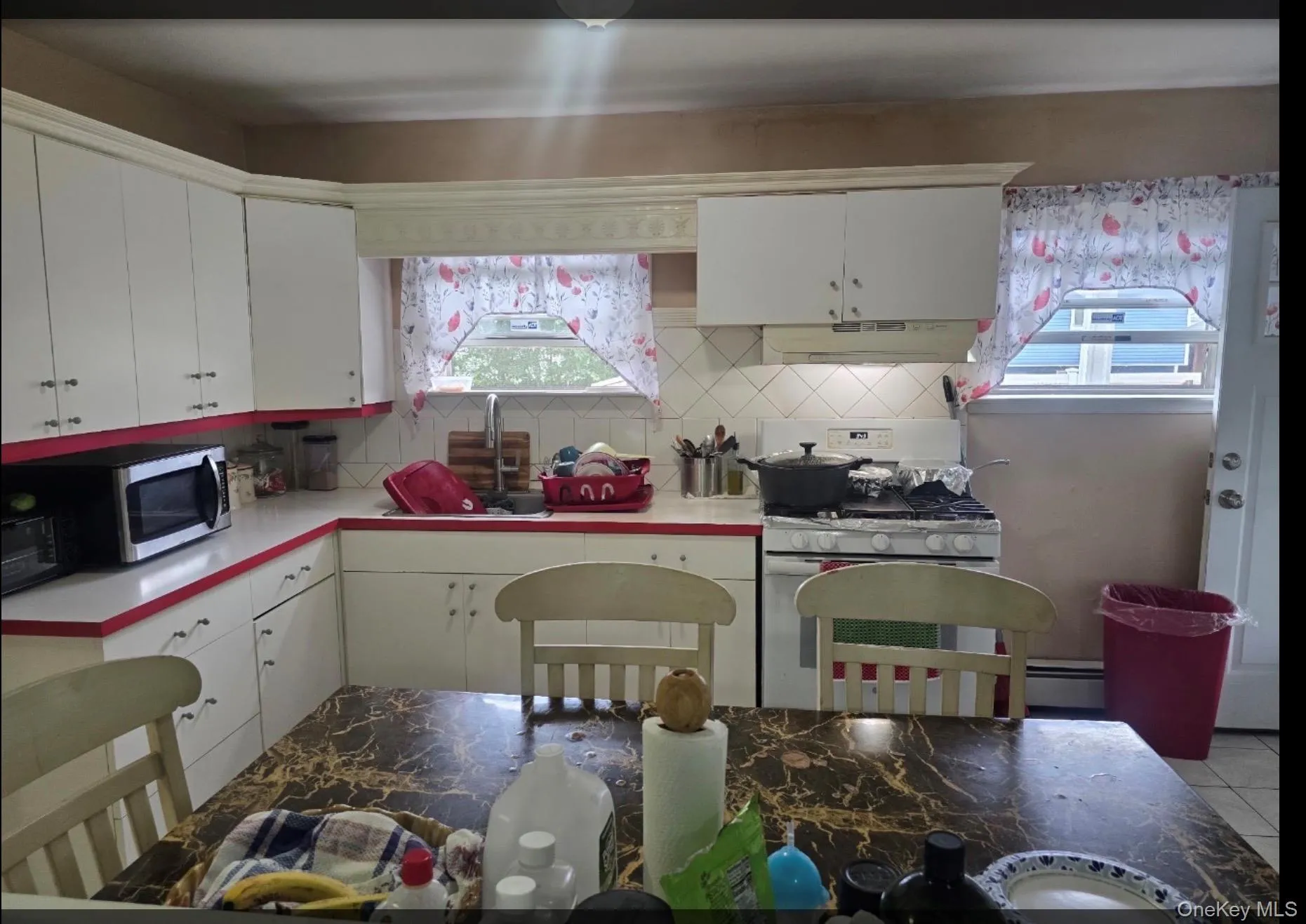 18 Cyprus Avenue, Islip, NY, 6 Bedrooms Bedrooms, 12 Rooms Rooms,3 BathroomsBathrooms,Residential,For Rent,Cyprus,0,KEY1018431 18 Cyprus Avenue, Islip, NY, 6 Bedrooms Bedrooms, 12 Rooms Rooms,3 BathroomsBathrooms,Residential,For Rent,Cyprus,0,KEY1018431