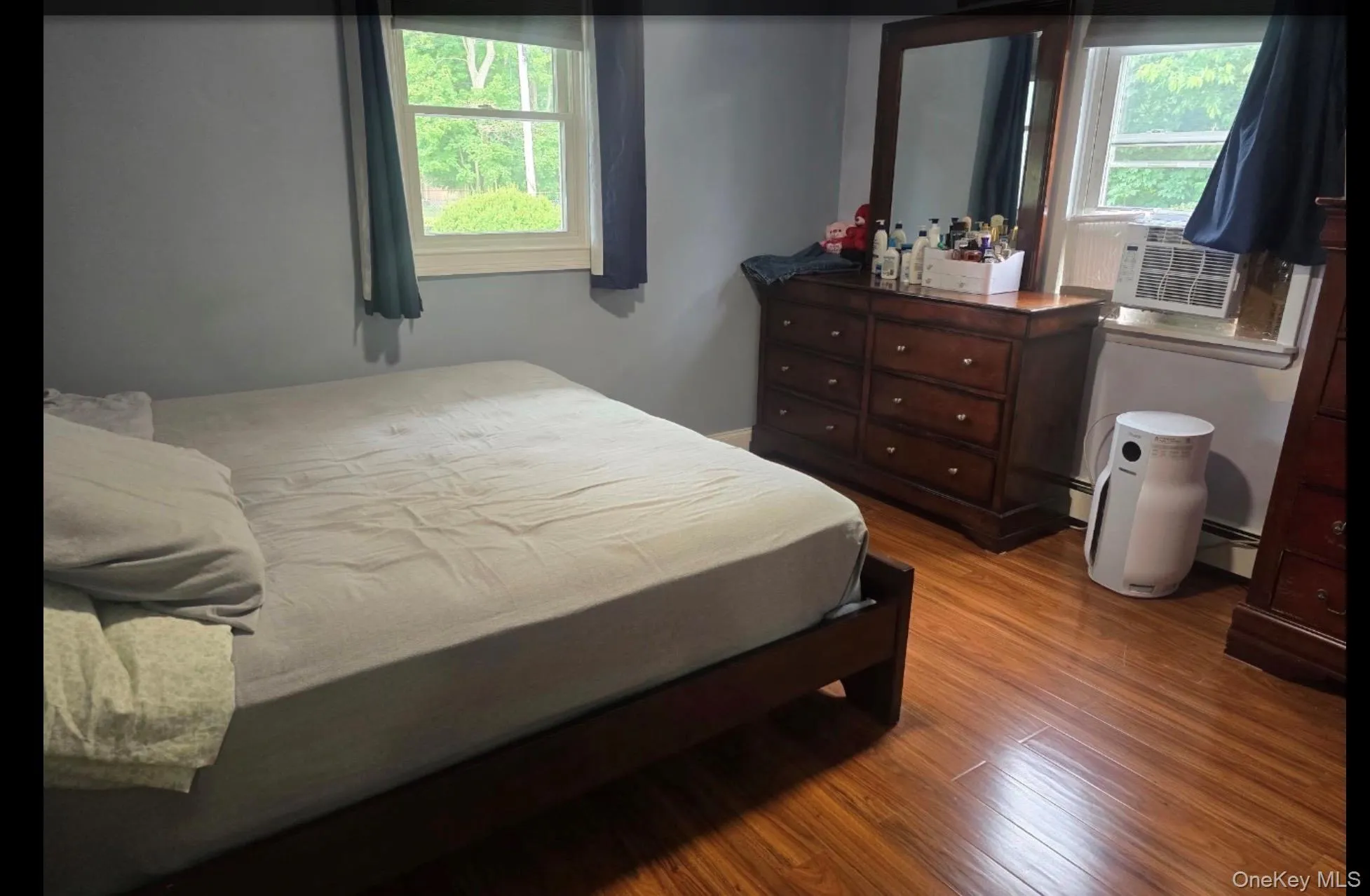 18 Cyprus Avenue, Islip, NY, 6 Bedrooms Bedrooms, 12 Rooms Rooms,3 BathroomsBathrooms,Residential,For Rent,Cyprus,0,KEY1018431 18 Cyprus Avenue, Islip, NY, 6 Bedrooms Bedrooms, 12 Rooms Rooms,3 BathroomsBathrooms,Residential,For Rent,Cyprus,0,KEY1018431
