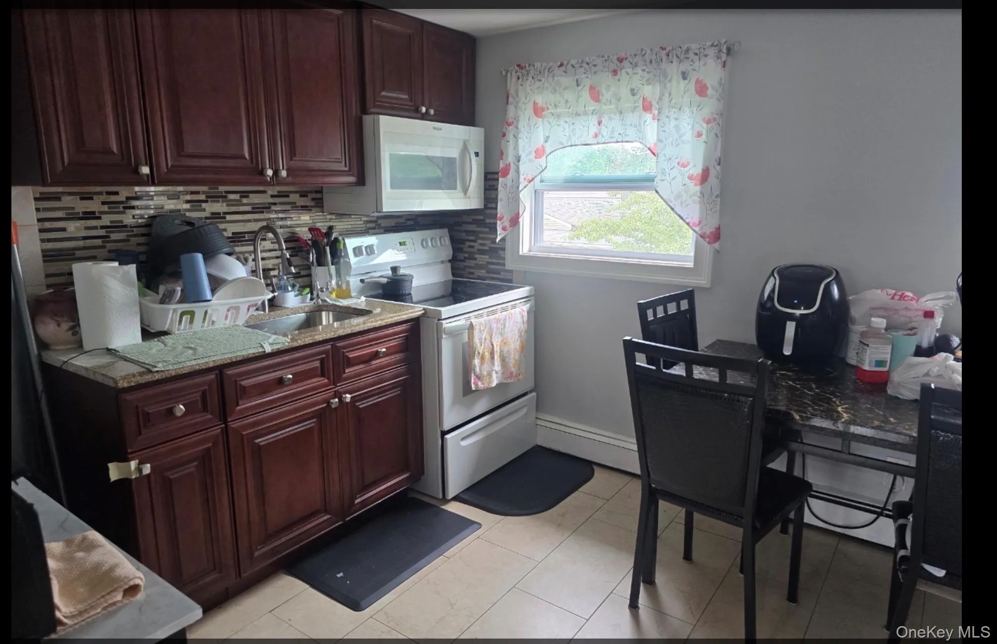 18 Cyprus Avenue, Islip, NY, 6 Bedrooms Bedrooms, 12 Rooms Rooms,3 BathroomsBathrooms,Residential,For Rent,Cyprus,0,KEY1018431 18 Cyprus Avenue, Islip, NY, 6 Bedrooms Bedrooms, 12 Rooms Rooms,3 BathroomsBathrooms,Residential,For Rent,Cyprus,0,KEY1018431