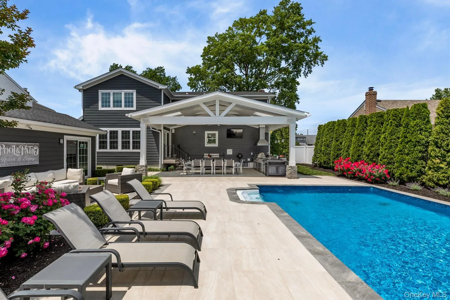 565 Kell Place, Hempstead, NY, 4 Bedrooms Bedrooms, 9 Rooms Rooms,4 BathroomsBathrooms,Residential,For Rent,Kell,0,KEY1018434 565 Kell Place, Hempstead, NY, 4 Bedrooms Bedrooms, 9 Rooms Rooms,4 BathroomsBathrooms,Residential,For Rent,Kell,0,KEY1018434