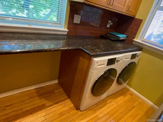 263-33 73rd. Avenue, New York, NY, 1 Bedroom Bedrooms, 3 Rooms Rooms,1 BathroomBathrooms,Residential,For Rent,73rd.,0,1018443 263-33 73rd. Avenue, New York, NY, 1 Bedroom Bedrooms, 3 Rooms Rooms,1 BathroomBathrooms,Residential,For Rent,73rd.,0,1018443
