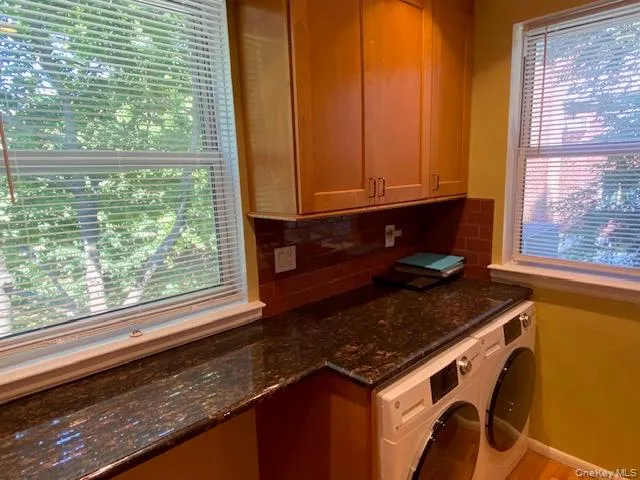 263-33 73rd. Avenue, New York, NY, 1 Bedroom Bedrooms, 3 Rooms Rooms,1 BathroomBathrooms,Residential,For Rent,73rd.,0,1018443 263-33 73rd. Avenue, New York, NY, 1 Bedroom Bedrooms, 3 Rooms Rooms,1 BathroomBathrooms,Residential,For Rent,73rd.,0,1018443