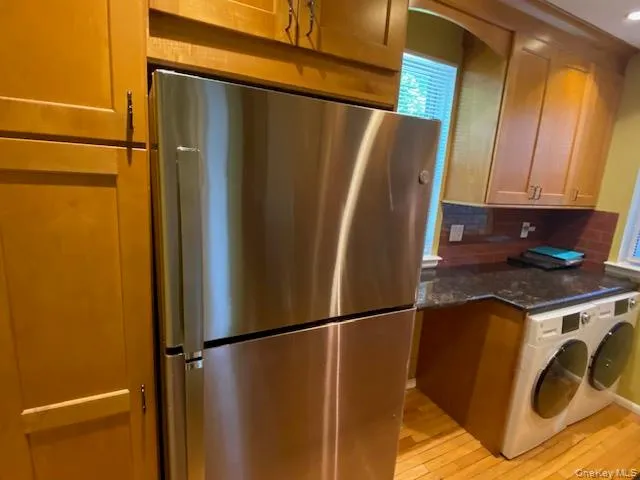 263-33 73rd. Avenue, New York, NY, 1 Bedroom Bedrooms, 3 Rooms Rooms,1 BathroomBathrooms,Residential,For Rent,73rd.,0,1018443 263-33 73rd. Avenue, New York, NY, 1 Bedroom Bedrooms, 3 Rooms Rooms,1 BathroomBathrooms,Residential,For Rent,73rd.,0,1018443